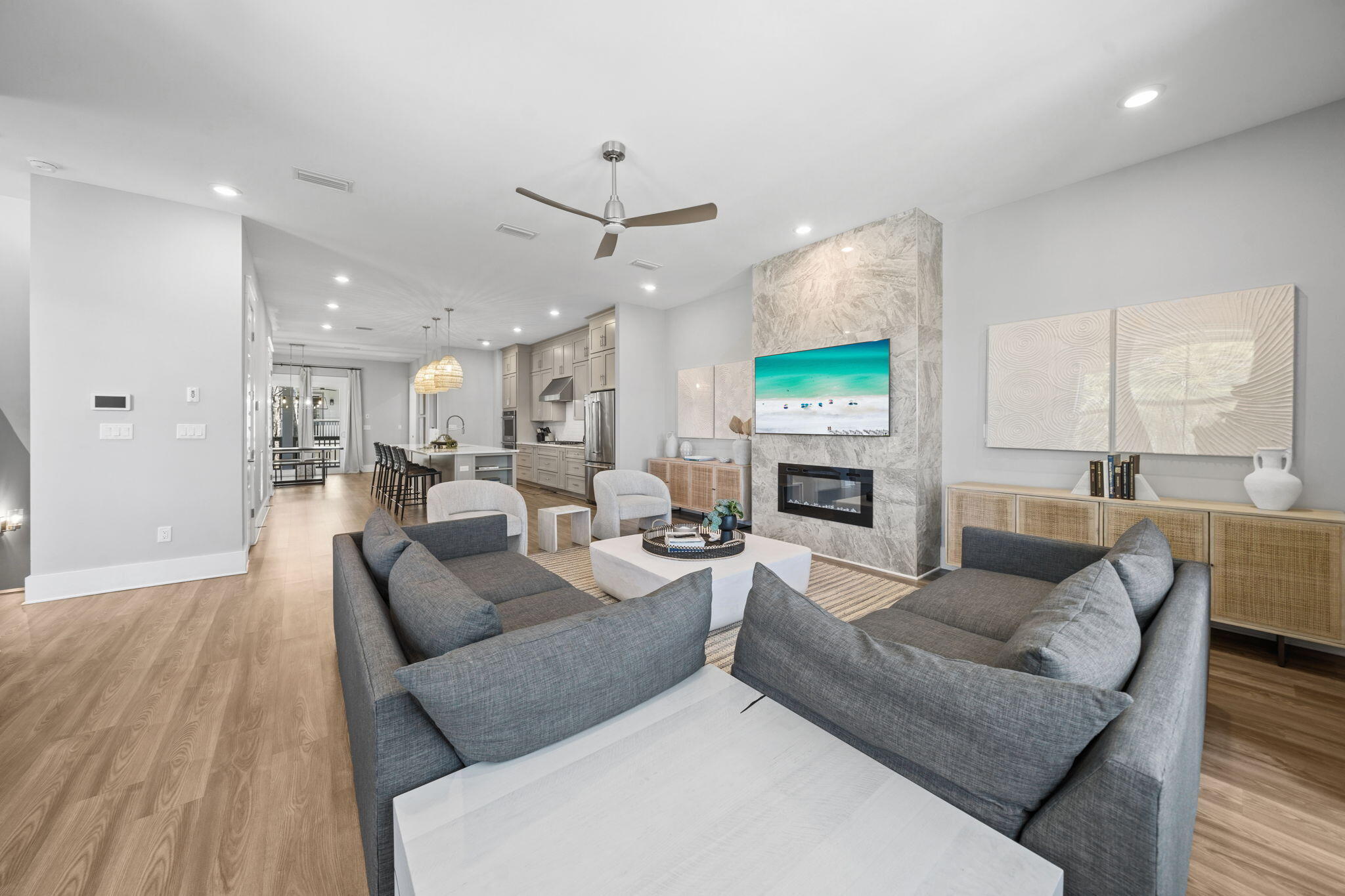 34 W Majestic Palm Drive