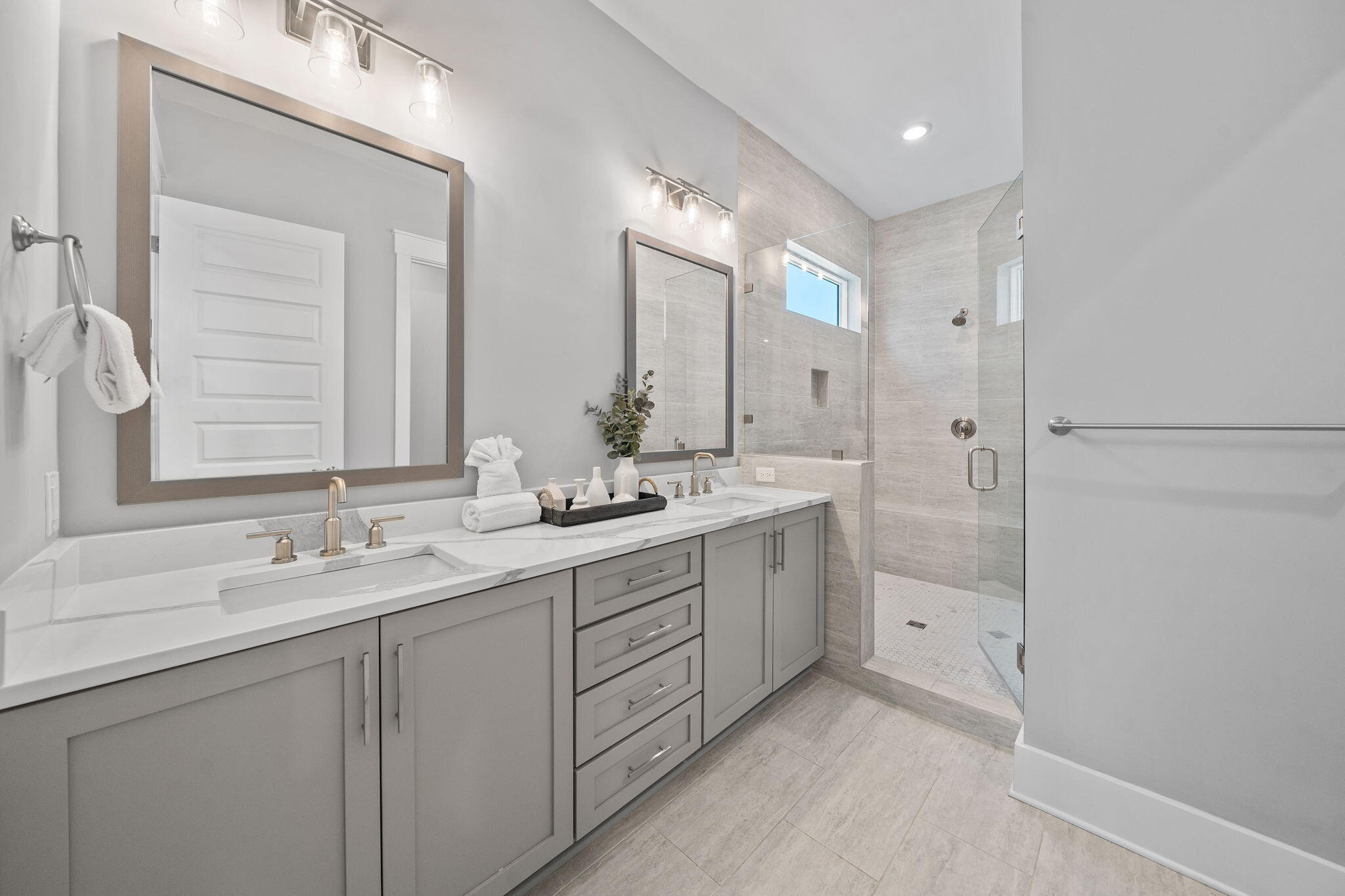 34 W Majestic Palm Drive