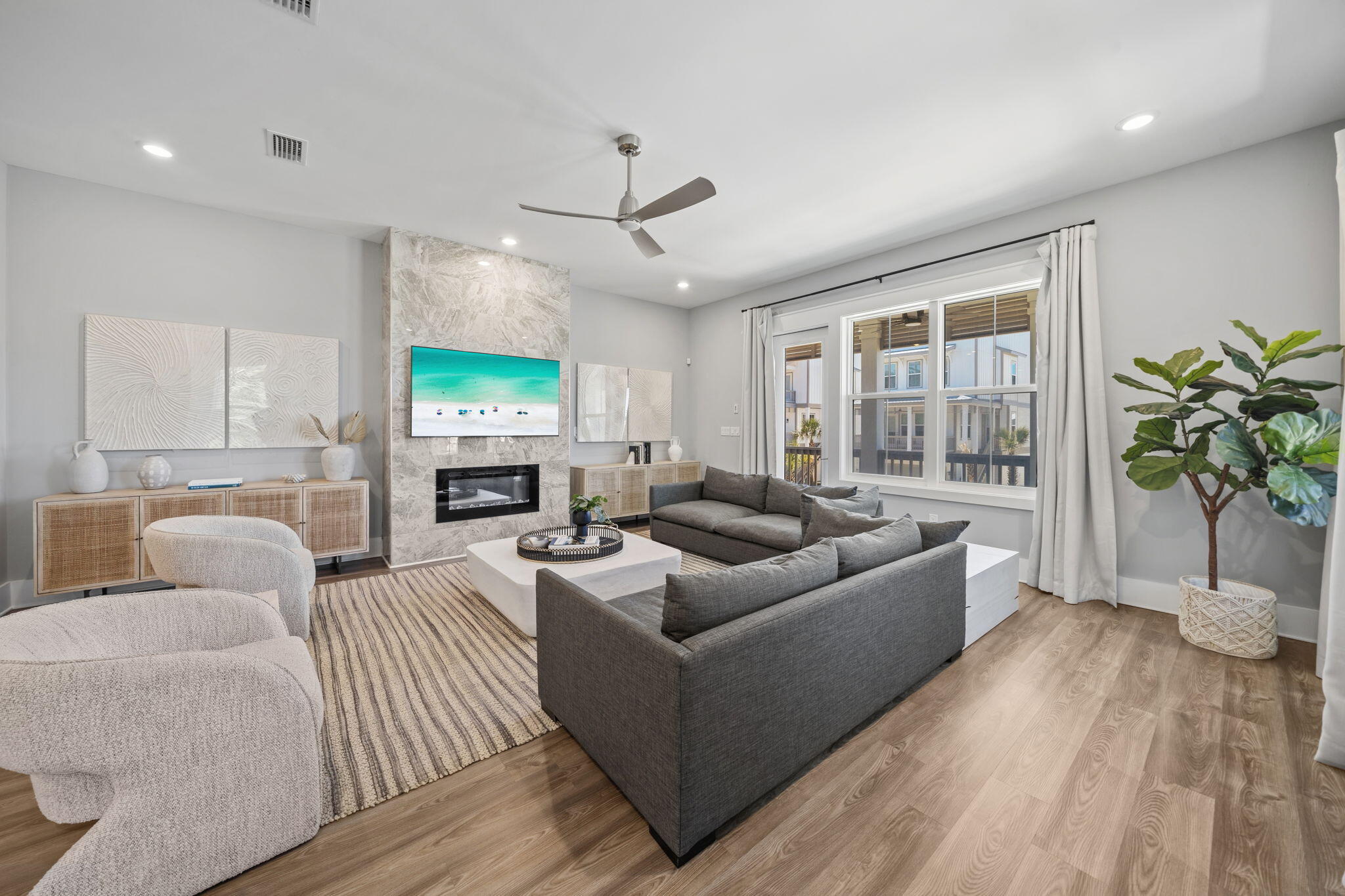 34 W Majestic Palm Drive