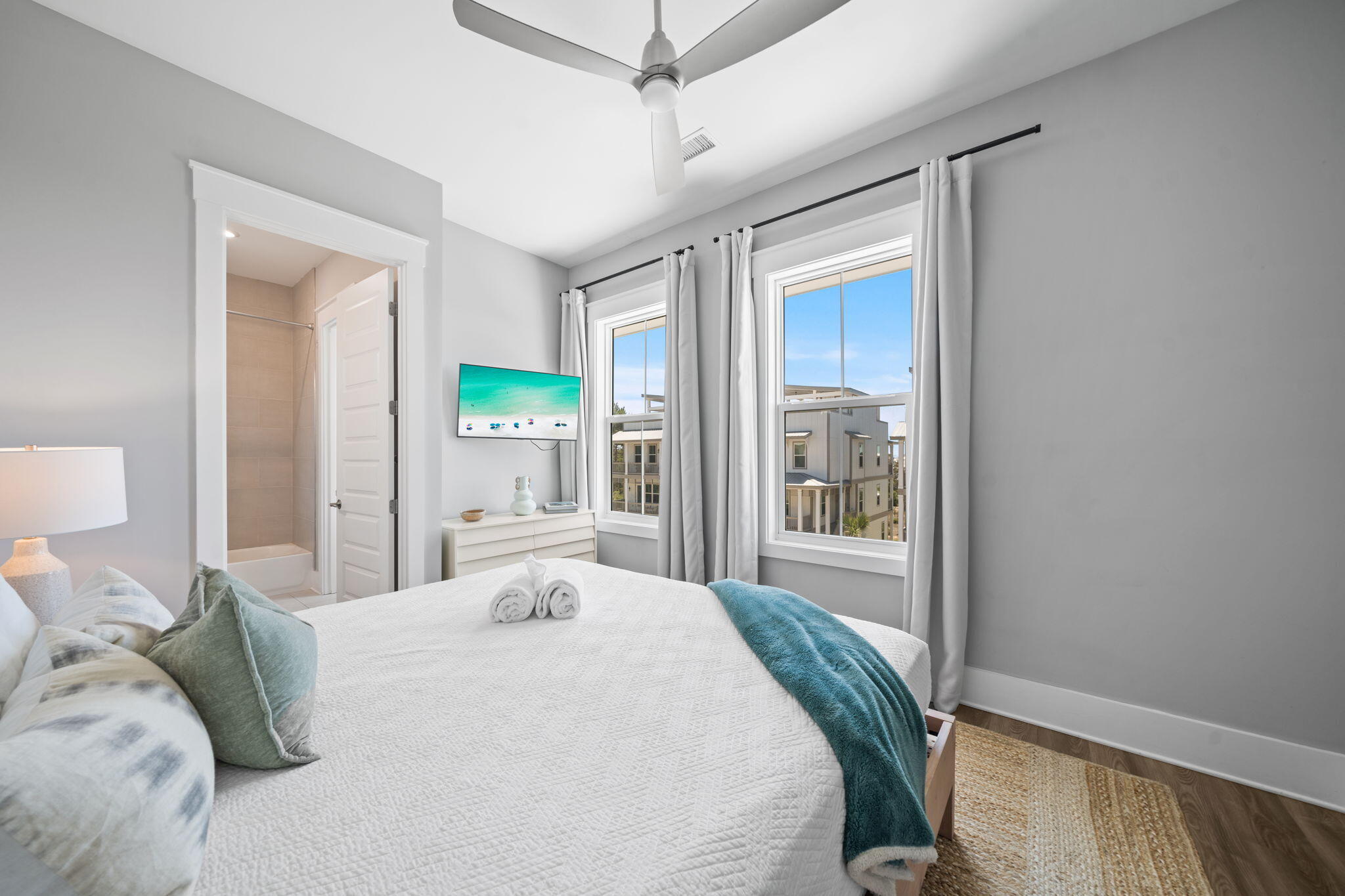 34 W Majestic Palm Drive
