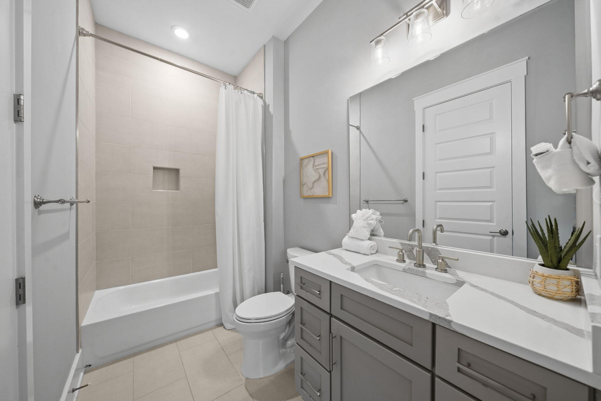 34 W Majestic Palm Drive