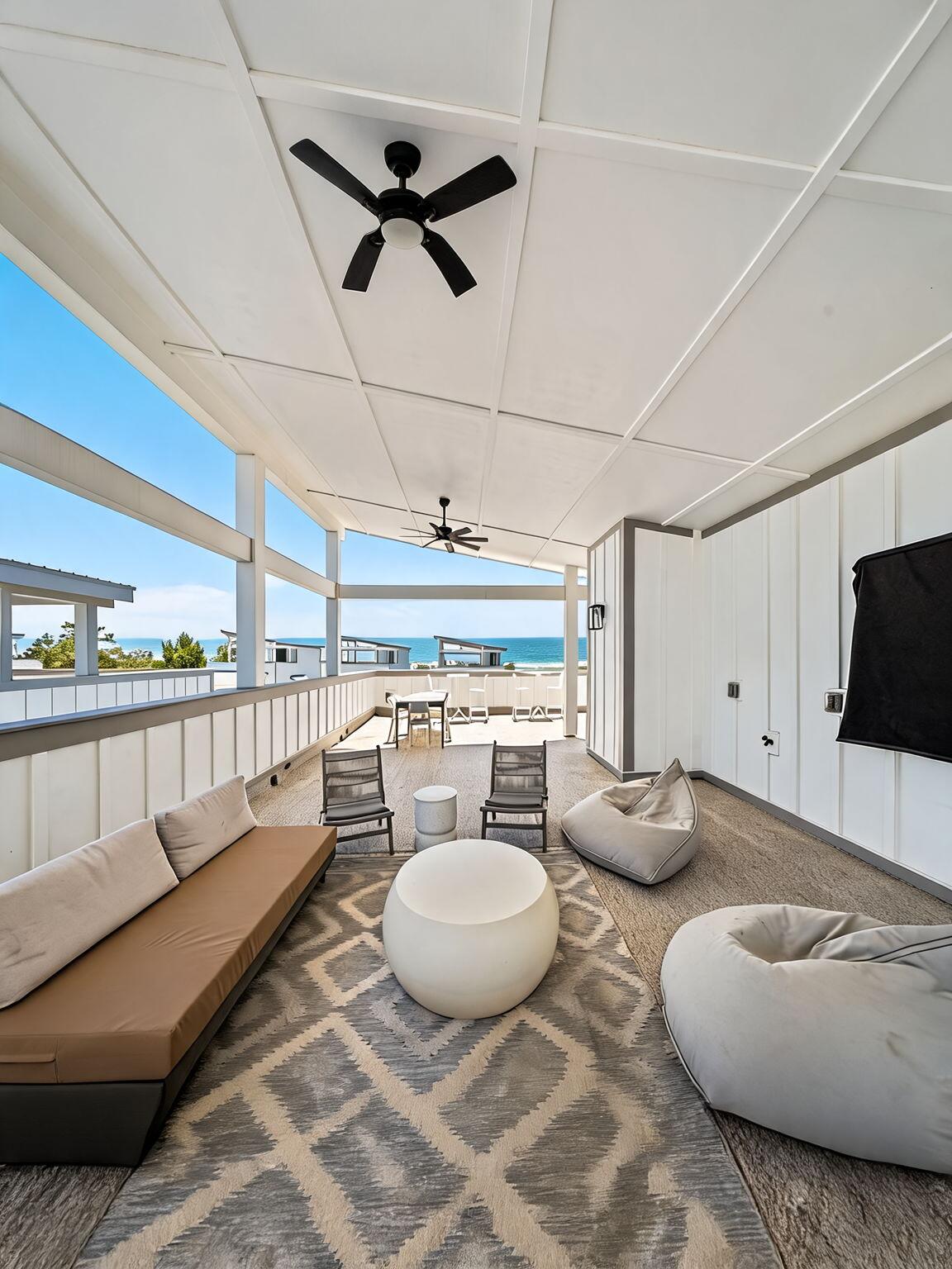 34 W Majestic Palm Drive