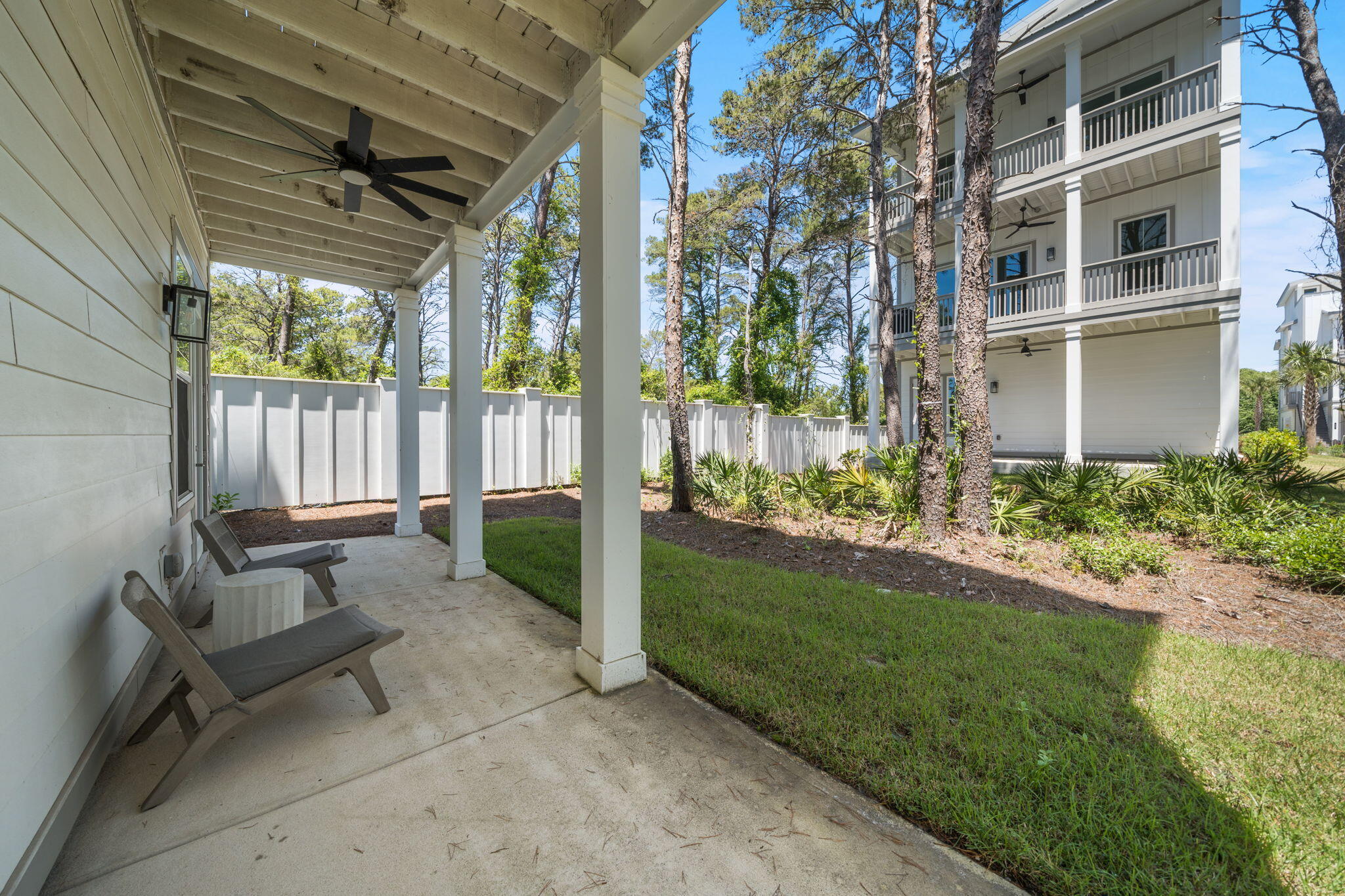 34 W Majestic Palm Drive
