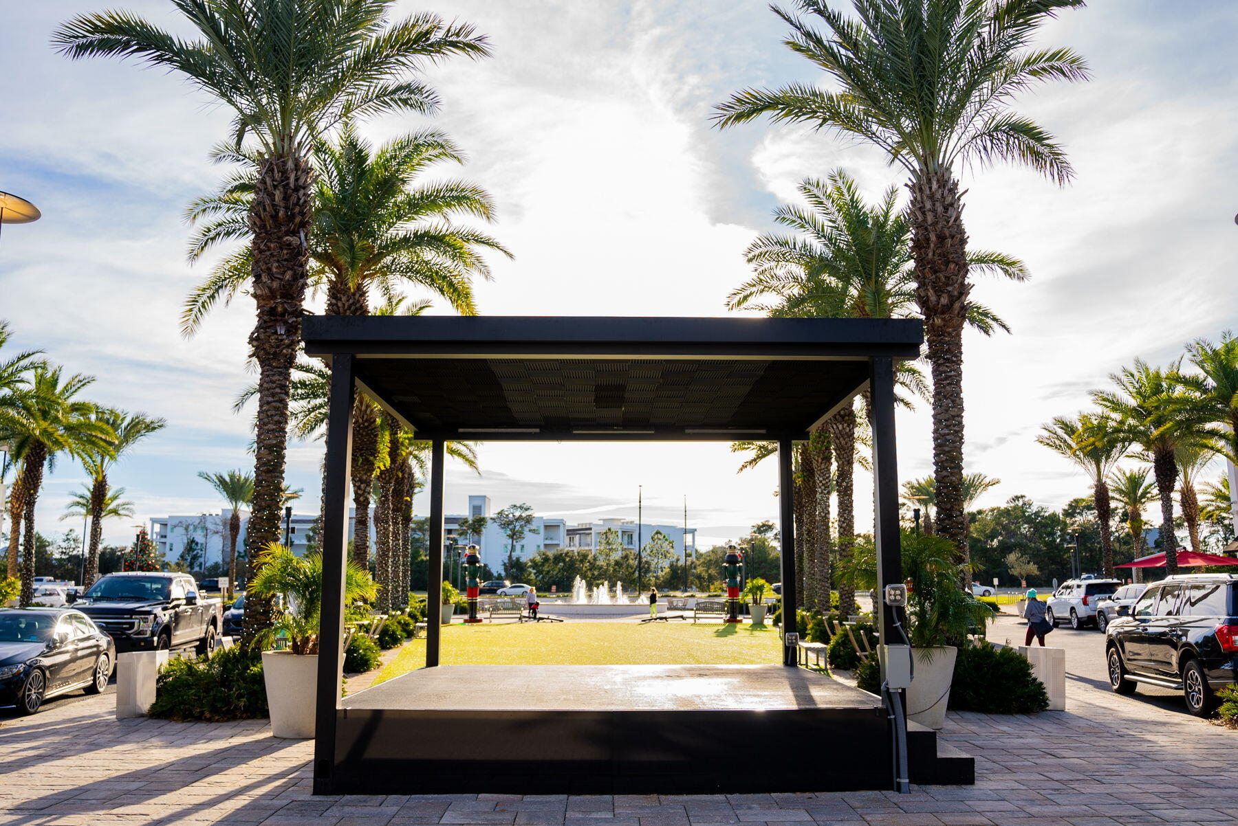 34 W Majestic Palm Drive