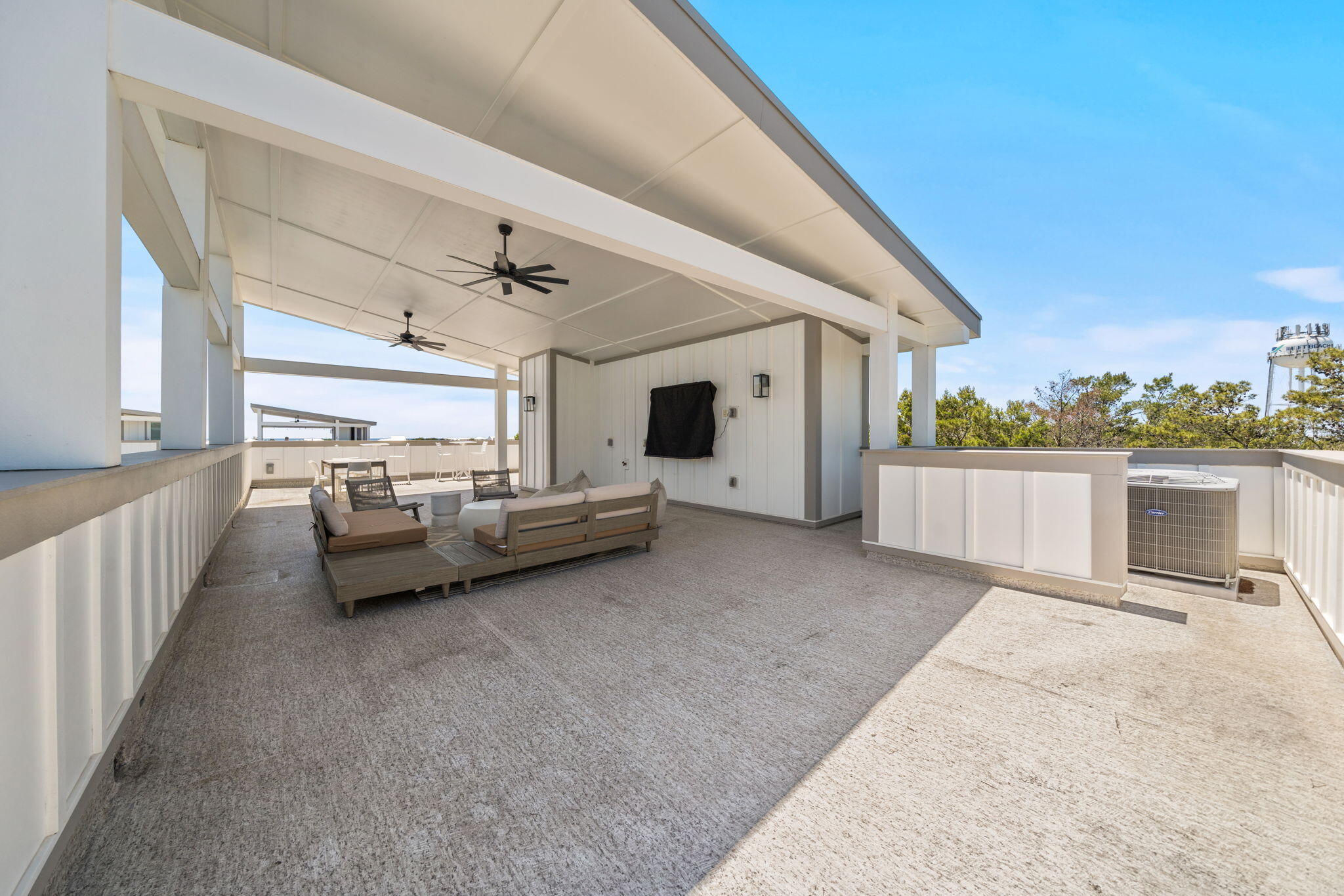 34 W Majestic Palm Drive