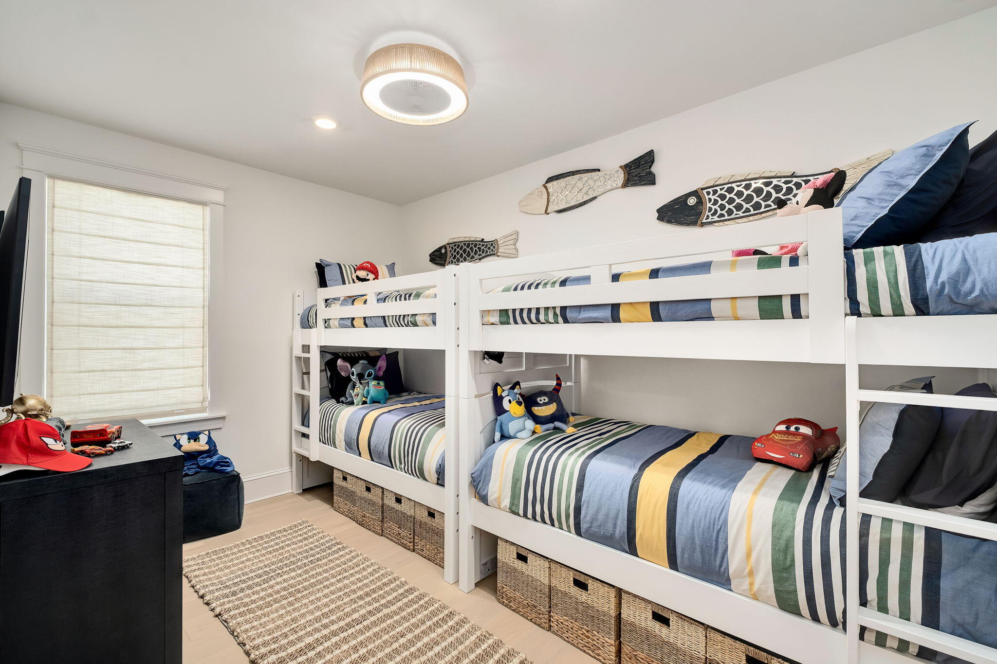 77 Seaboard Lane