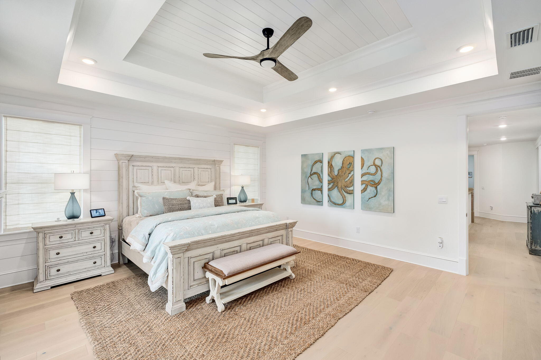 77 Seaboard Lane
