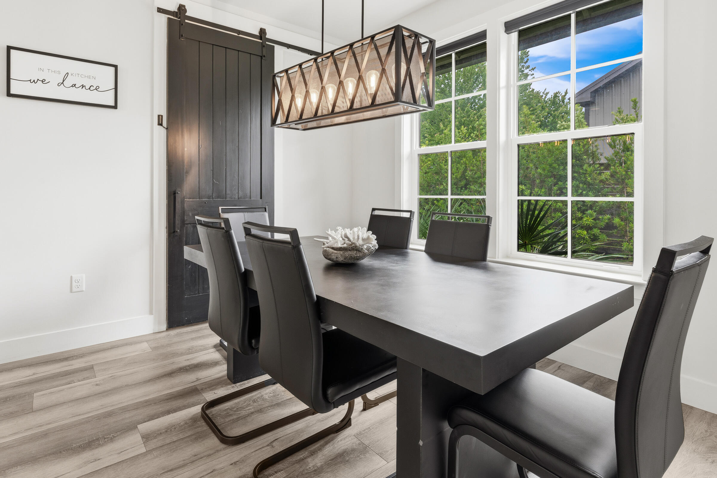 77 W Lamb Drive