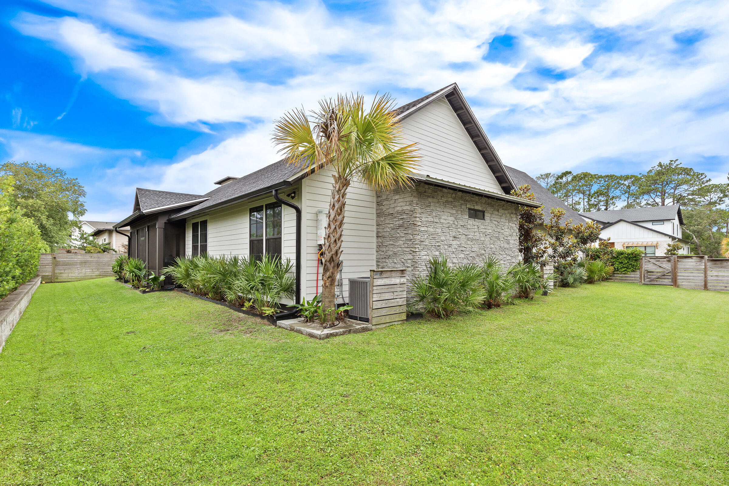 77 W Lamb Drive
