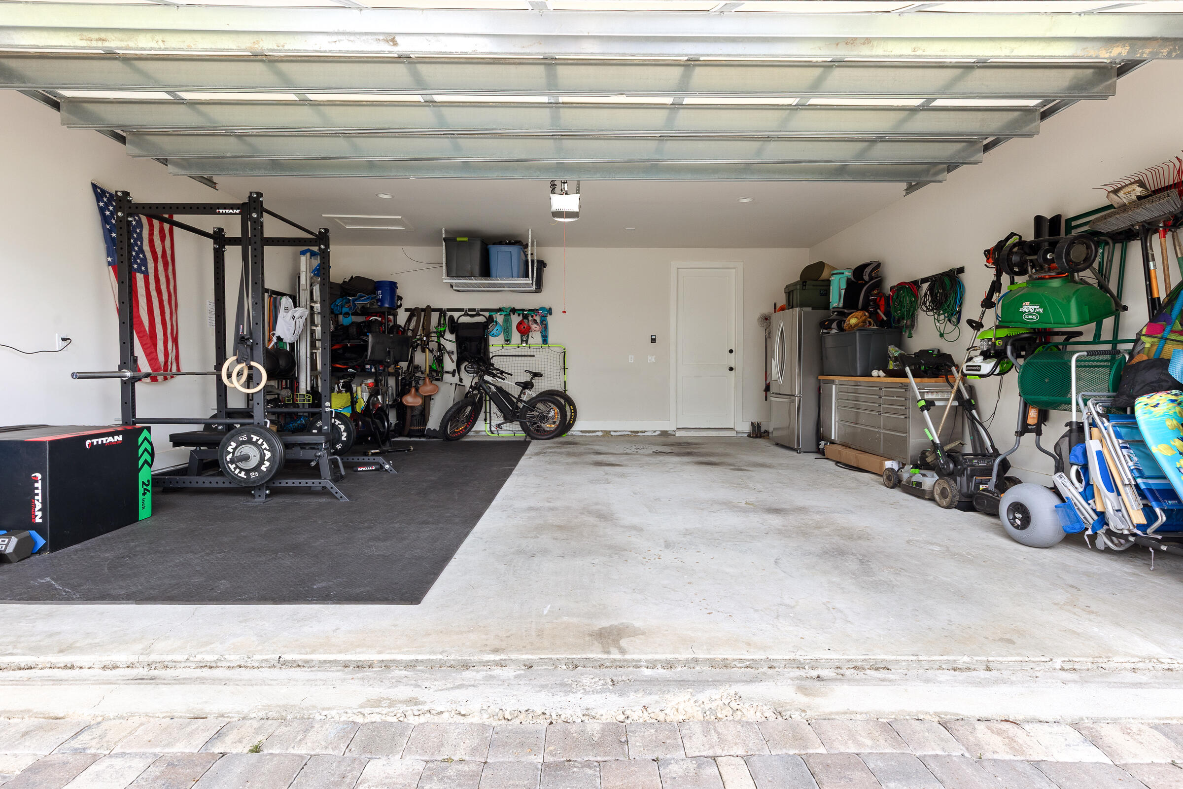 77 W Lamb Drive
