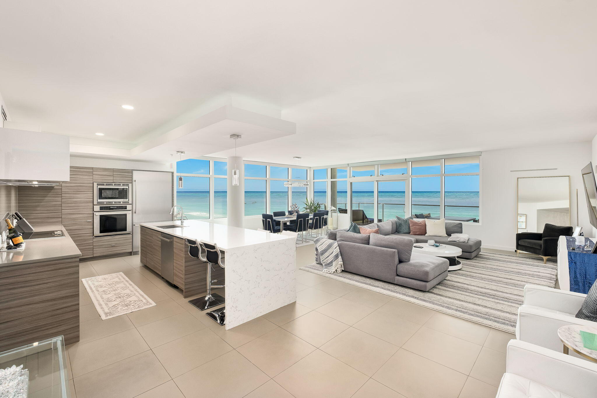 1900 Scenic Highway 98 601
