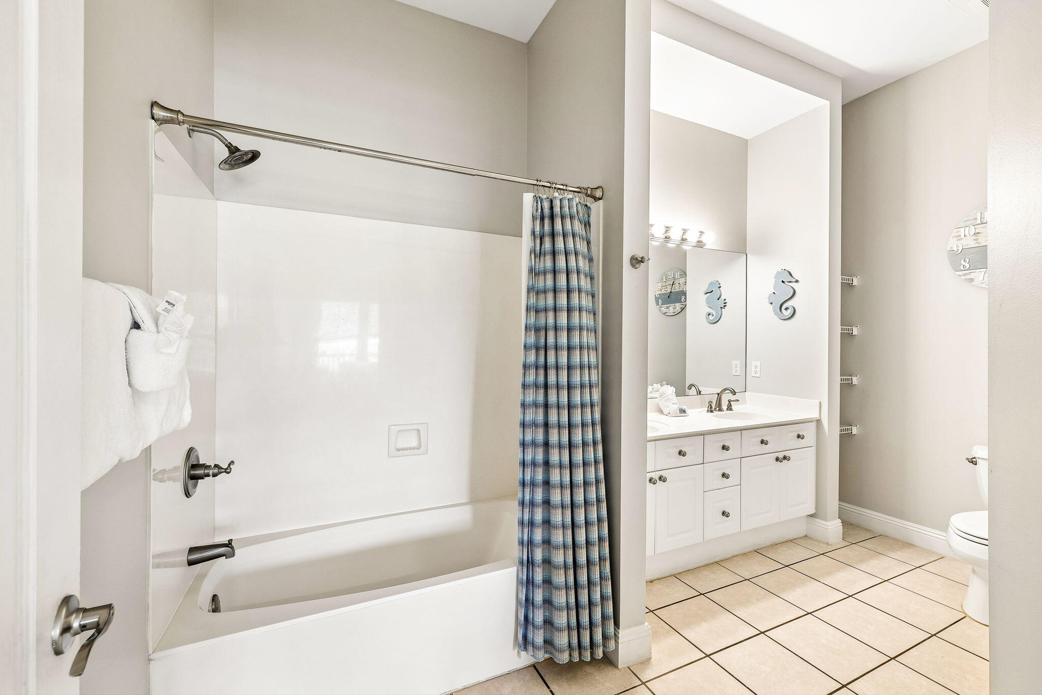 825 Seascape Drive 412