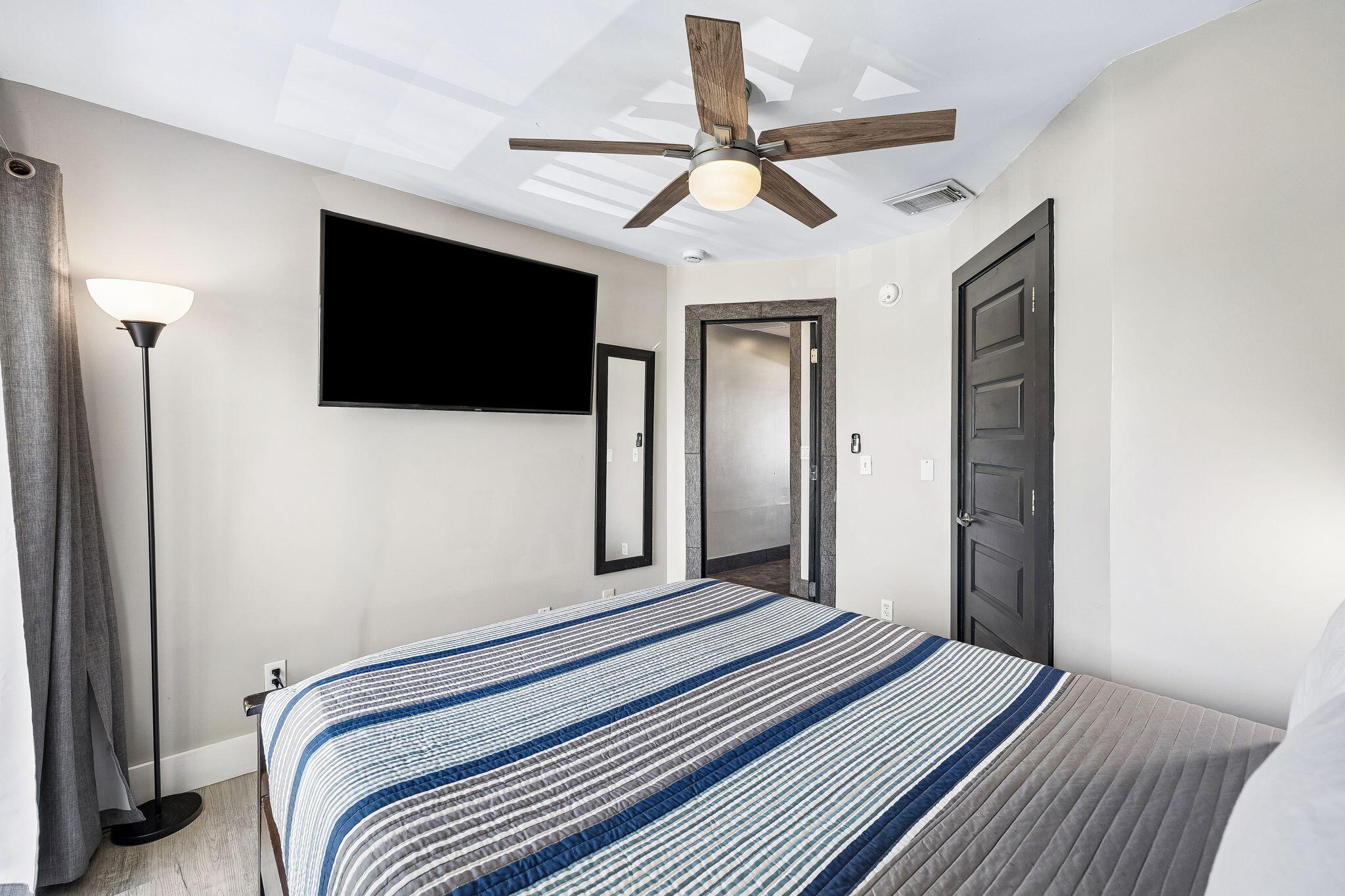 17305 Front Beach Road 1