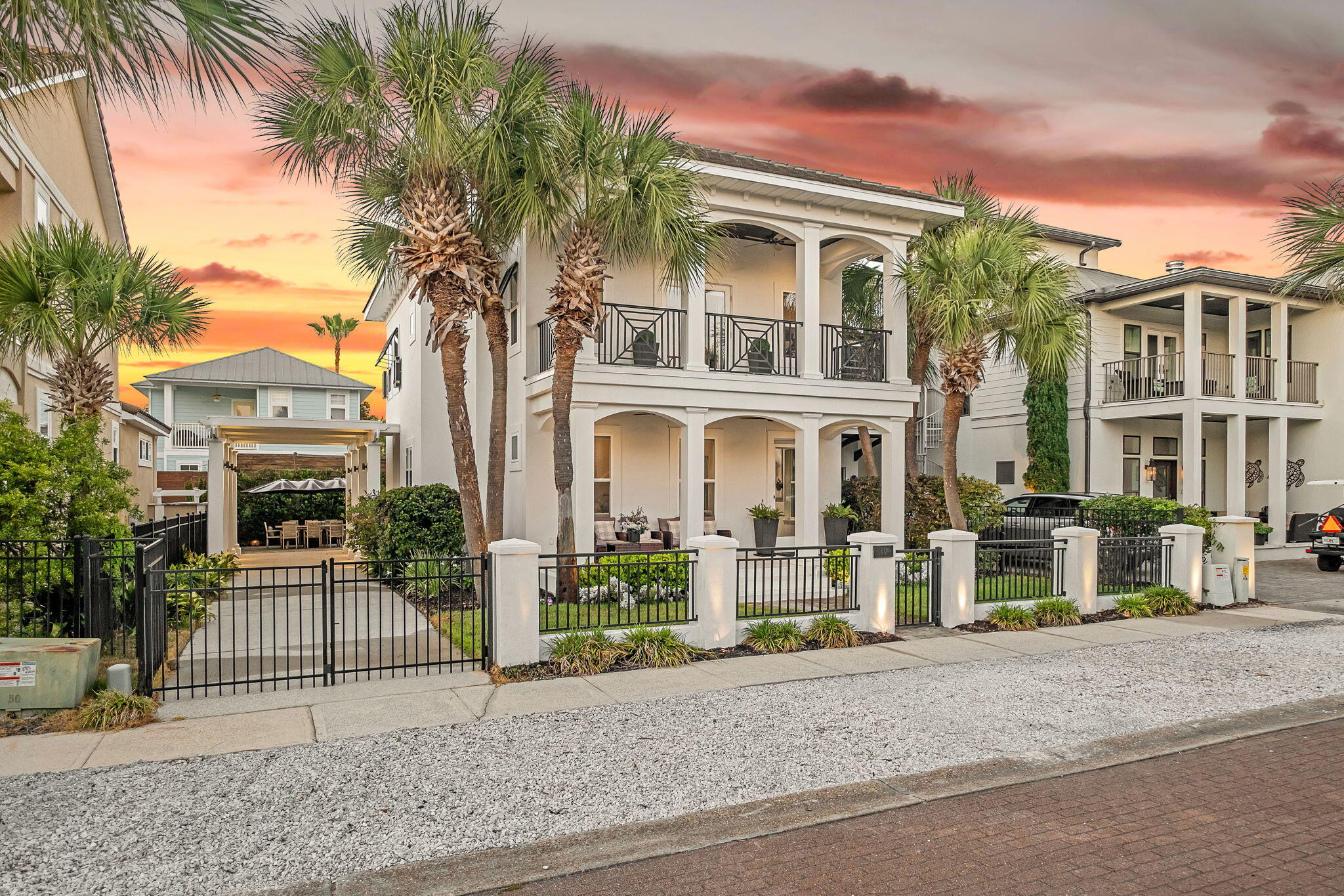 50 White Cliffs Drive