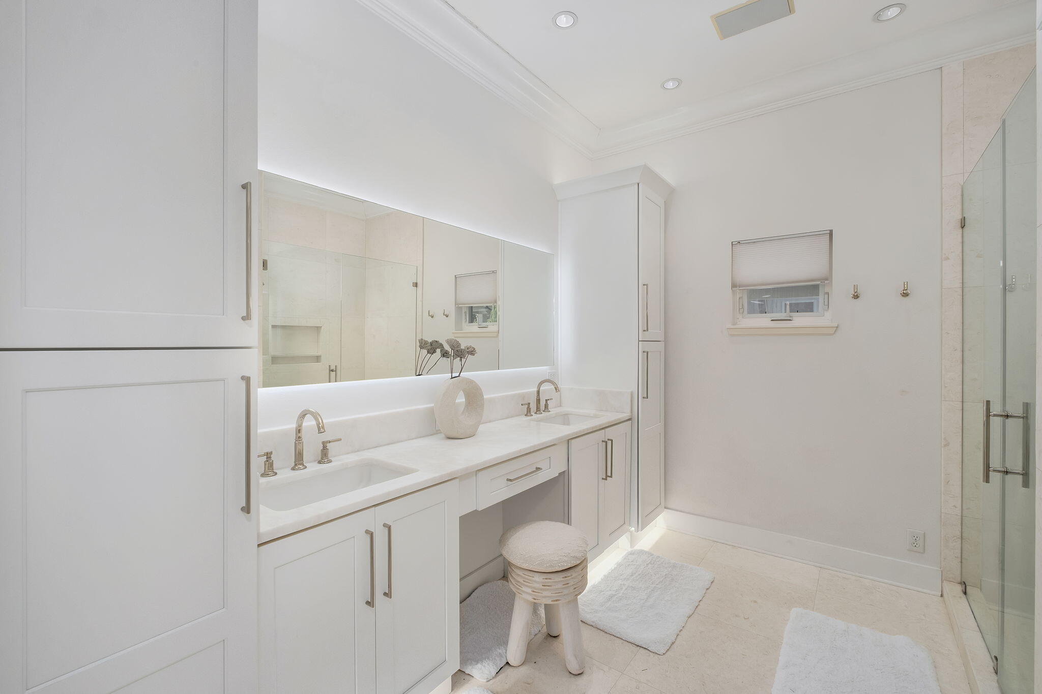 50 White Cliffs Drive