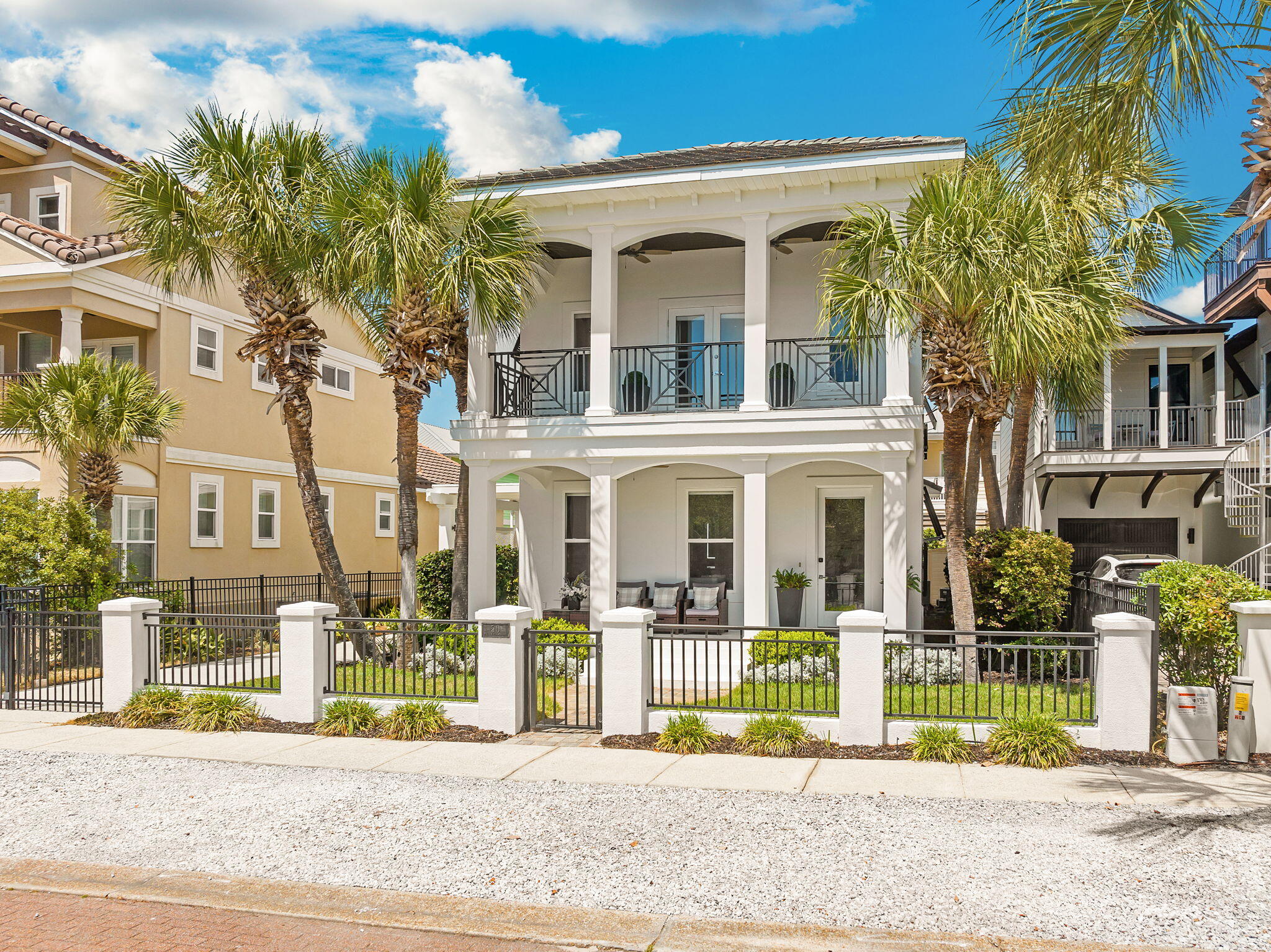 50 White Cliffs Drive