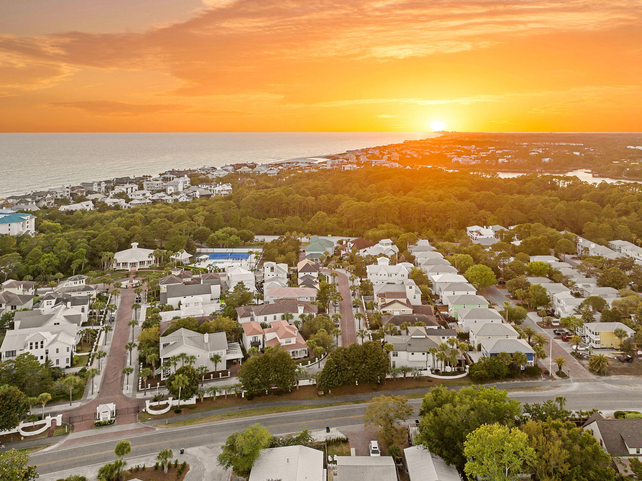 50 White Cliffs Drive