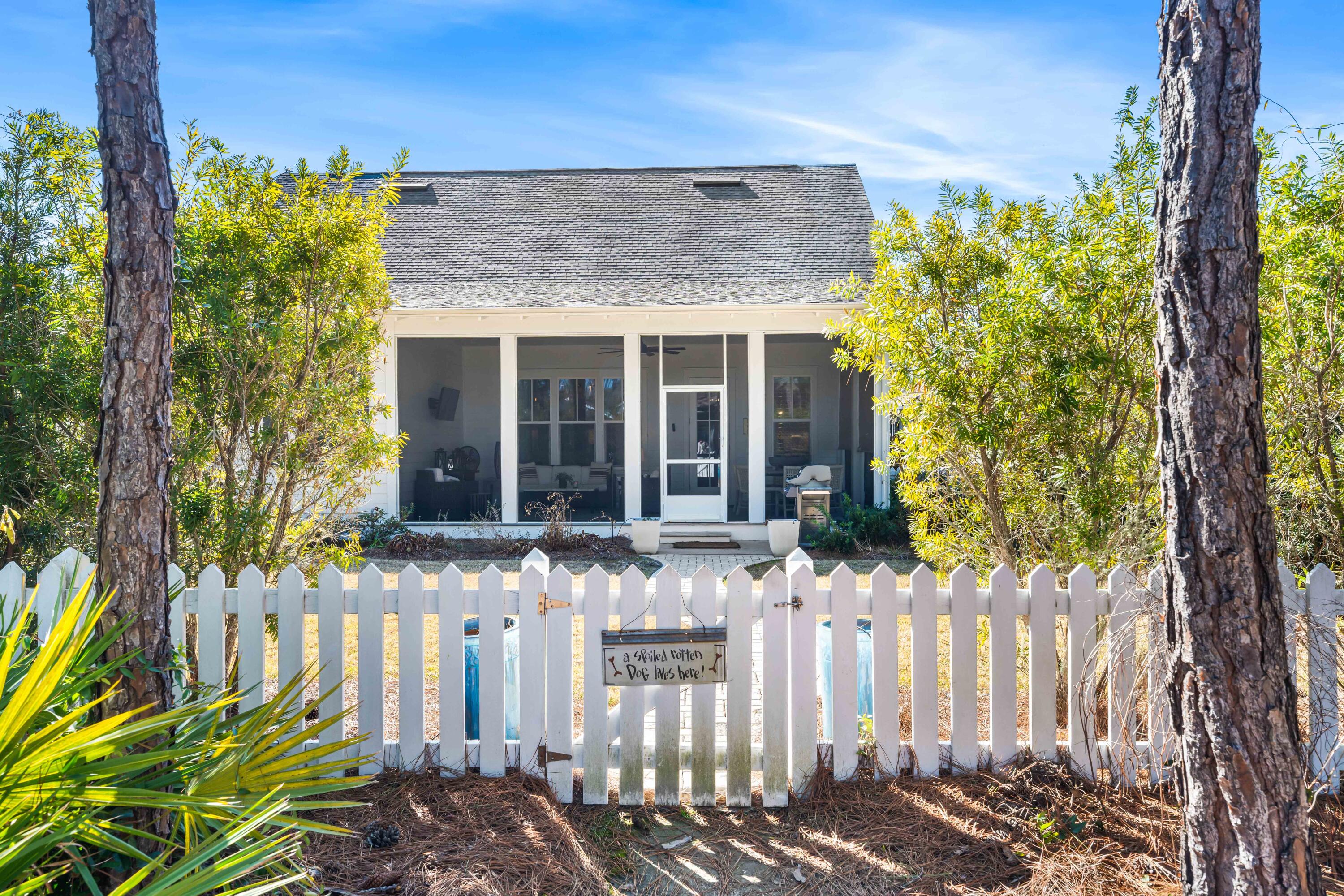 226 Medley Street