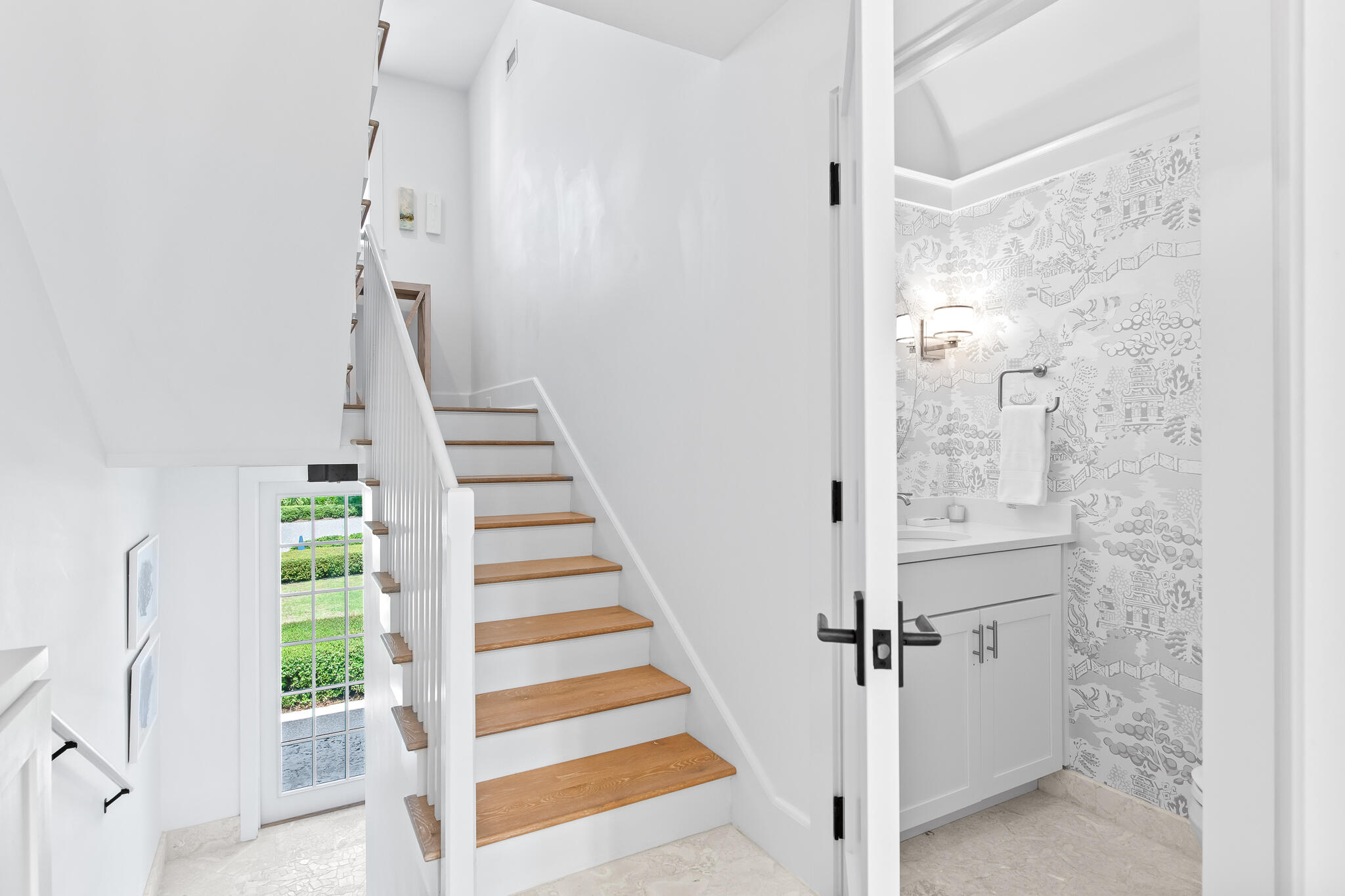 132 N Somerset Street P2