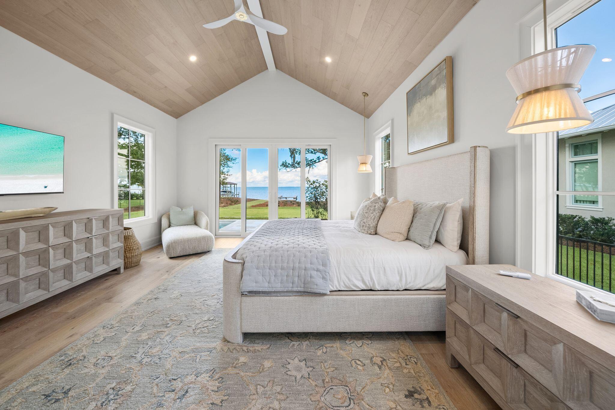 525 Driftwood Point Road