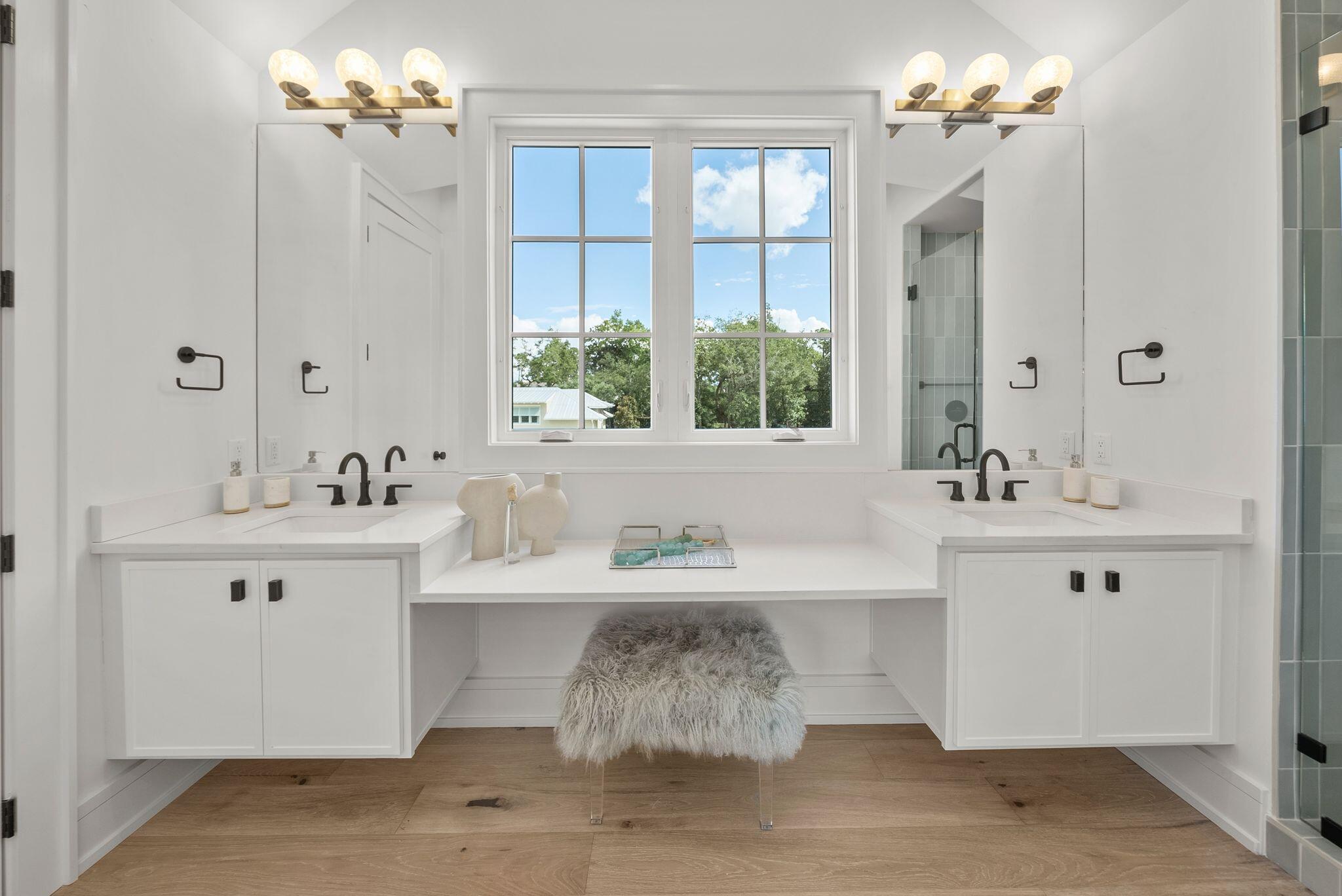525 Driftwood Point Road