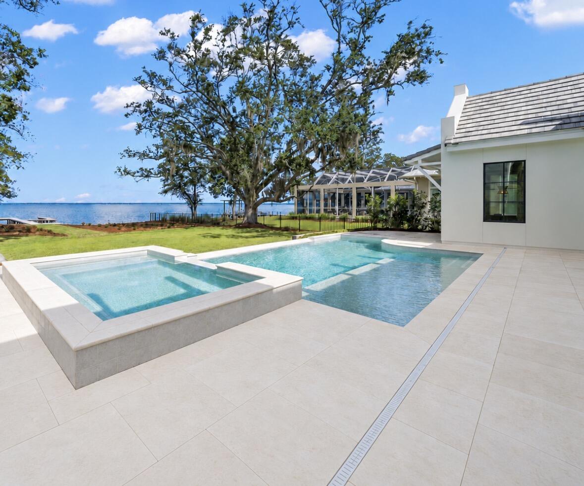 525 Driftwood Point Road