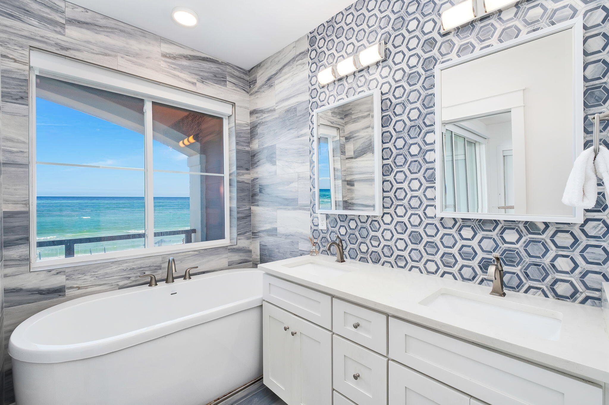 2740 Scenic Highway 98 10