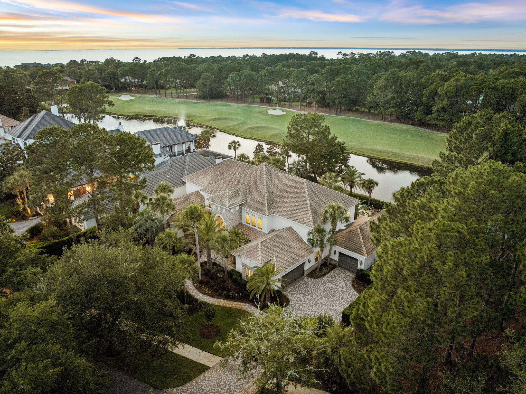 3286 Burnt Pine Lane