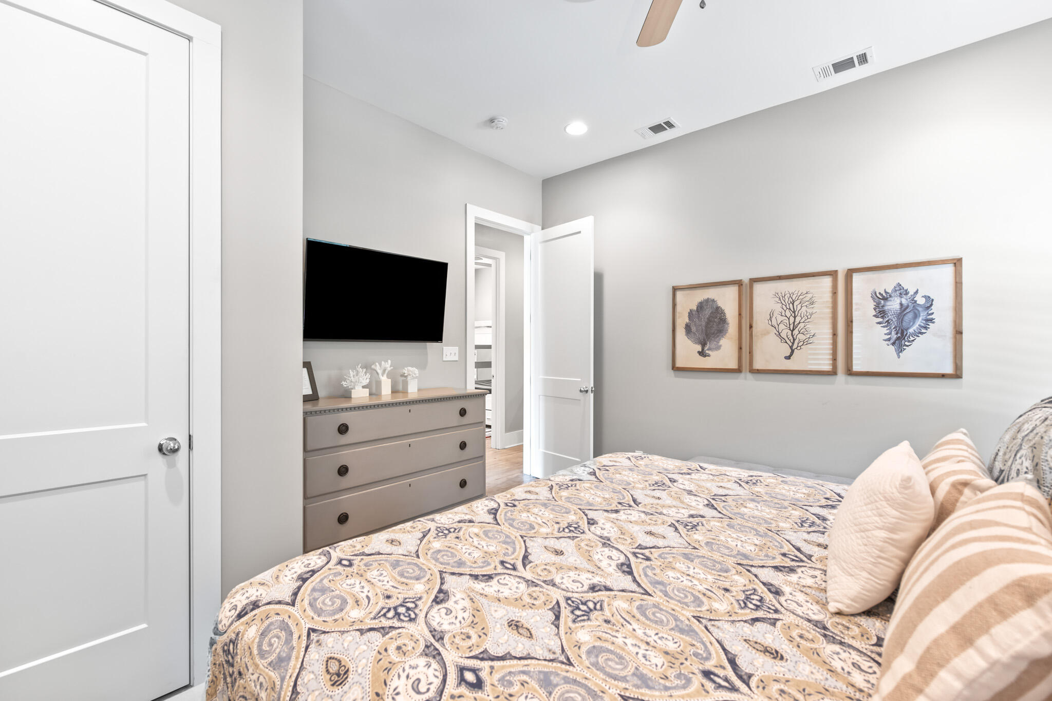 11 Pompano Place
