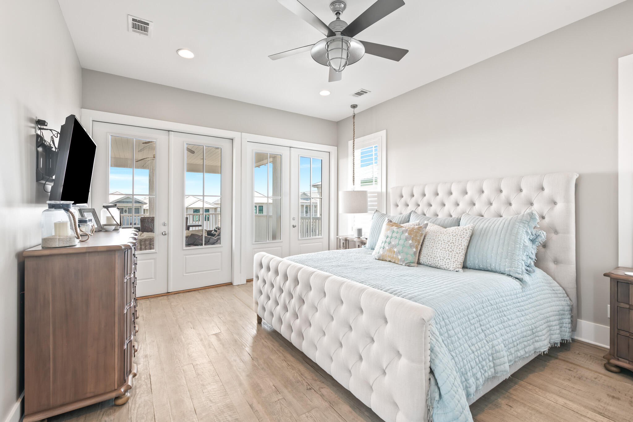 11 Pompano Place
