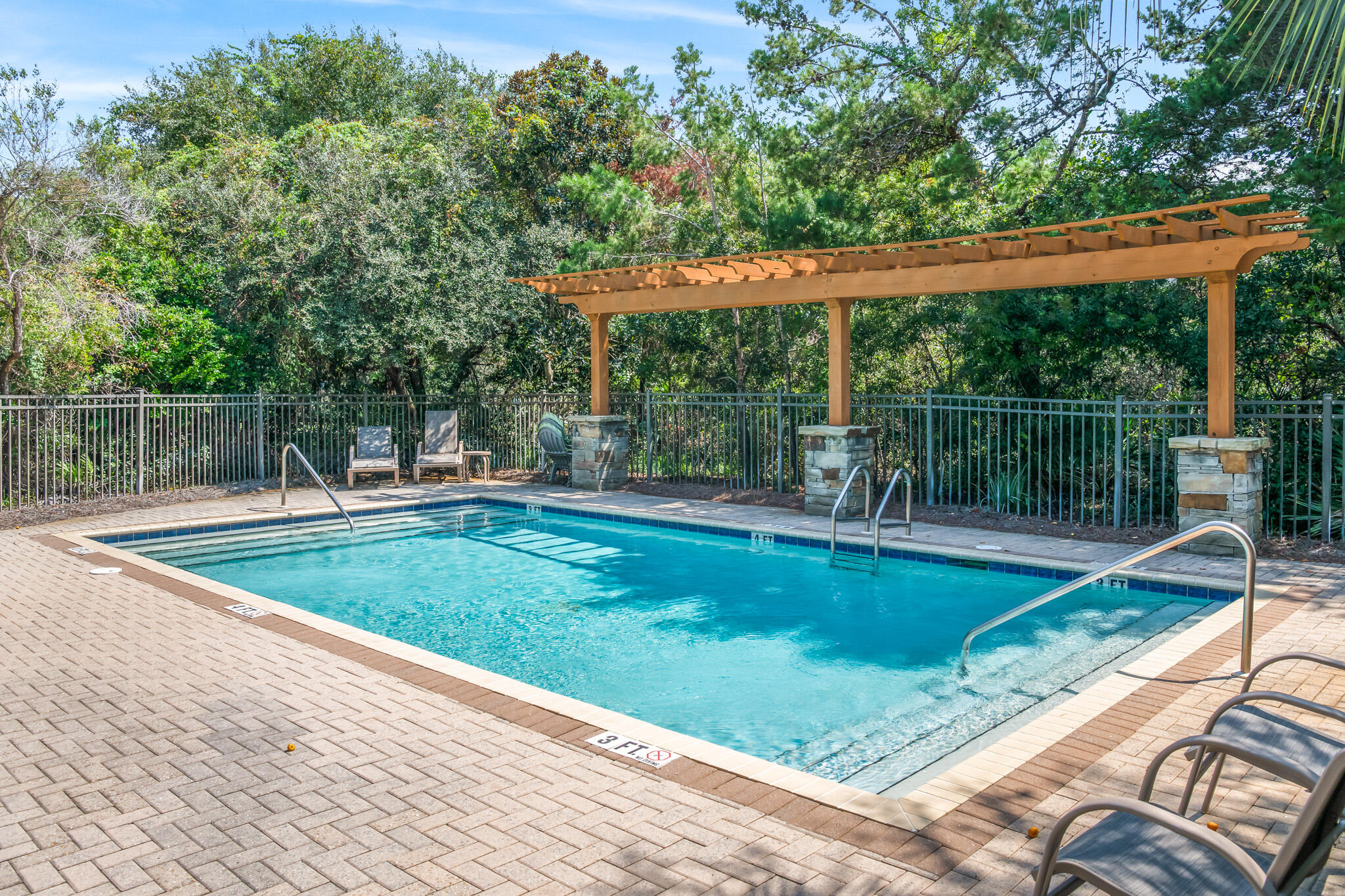 11 Pompano Place