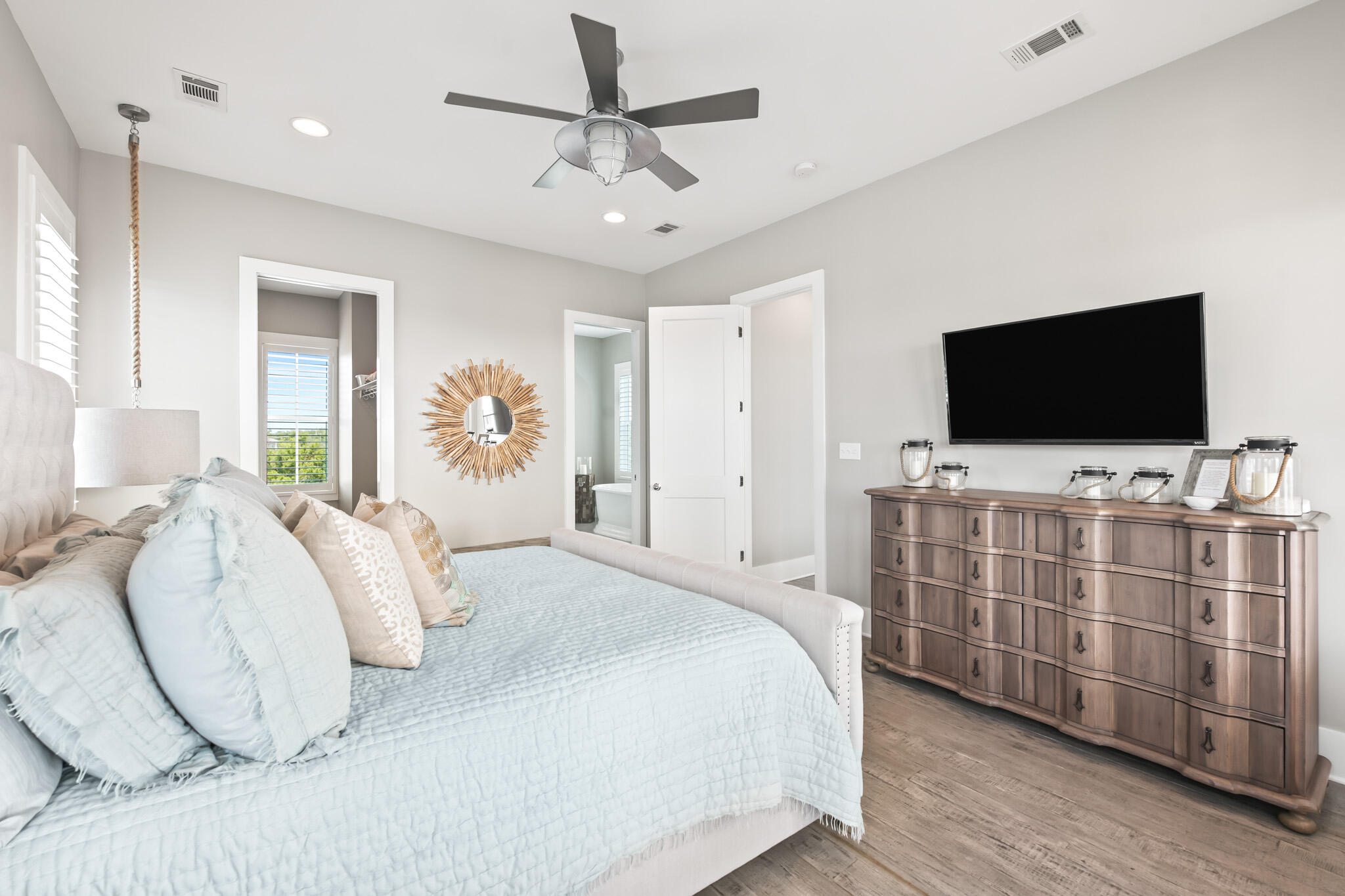 11 Pompano Place