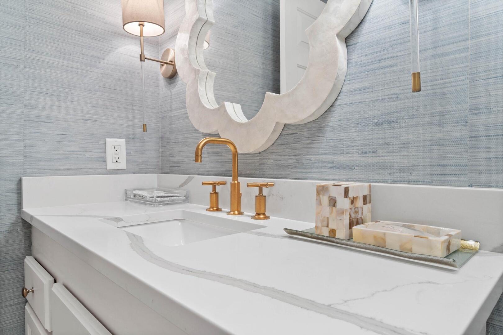 10343 E County Highway 30a, B202