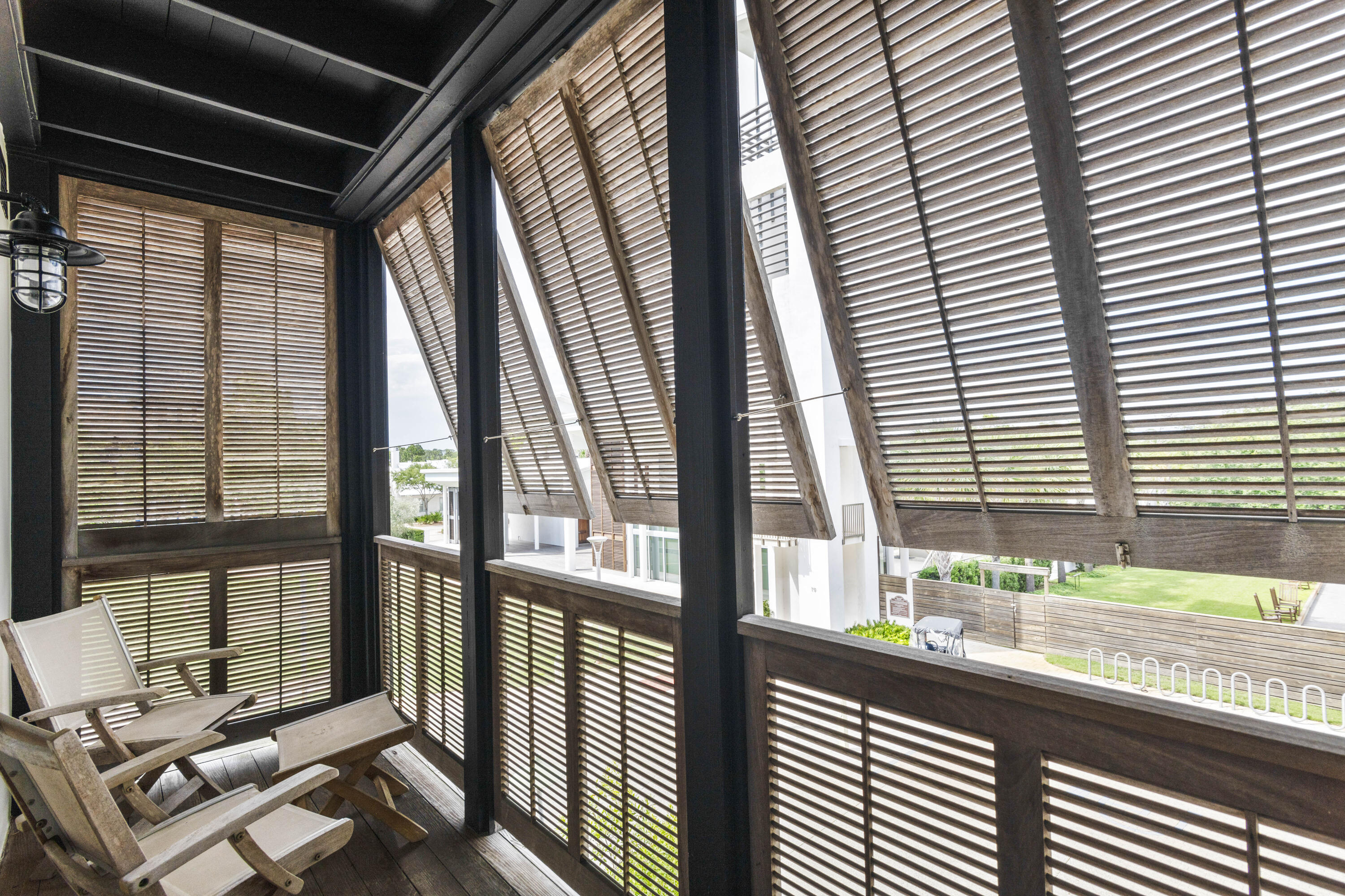 136 Georgetown Avenue, 2A-4