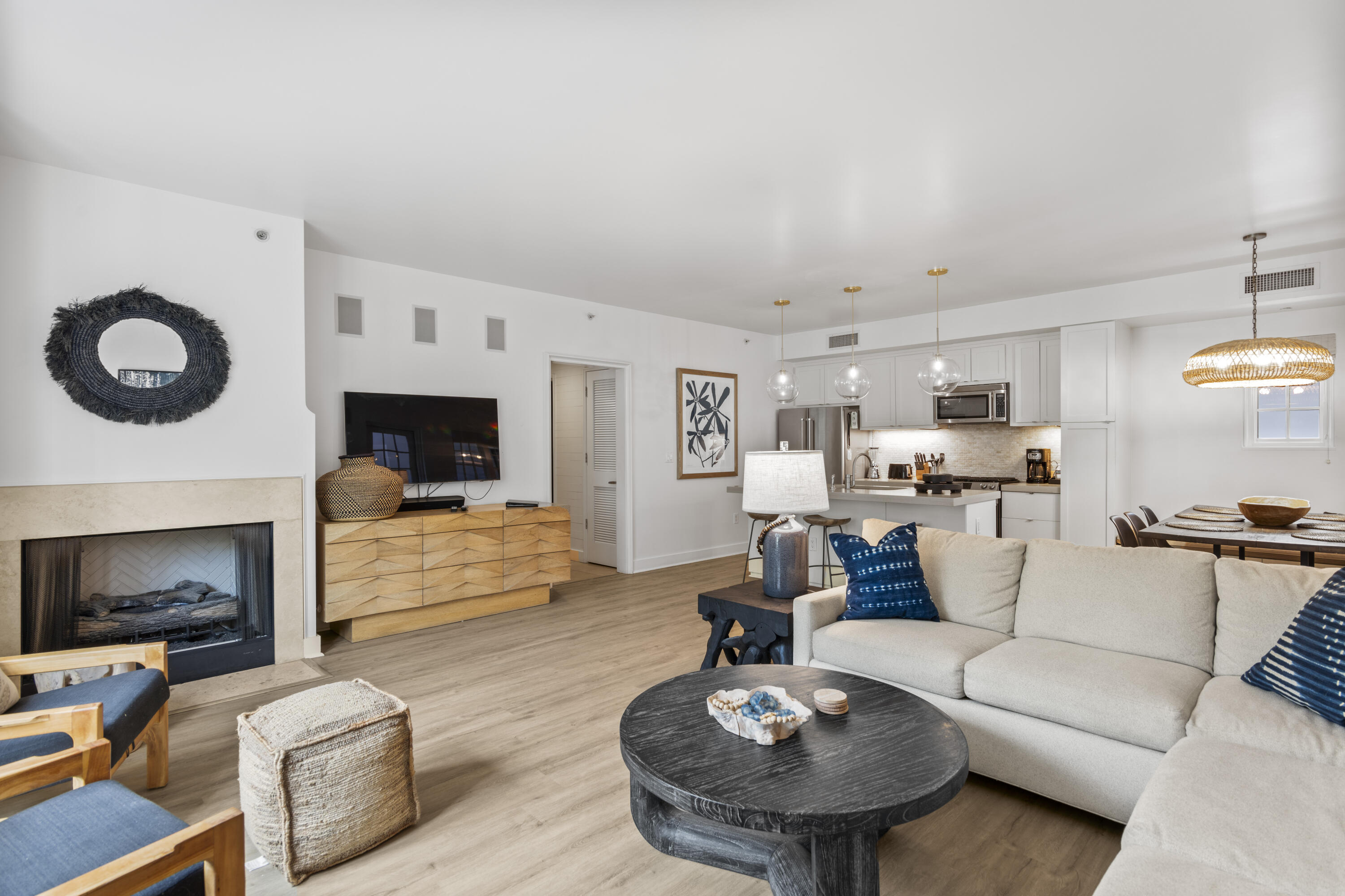 136 Georgetown Avenue, 2A-4