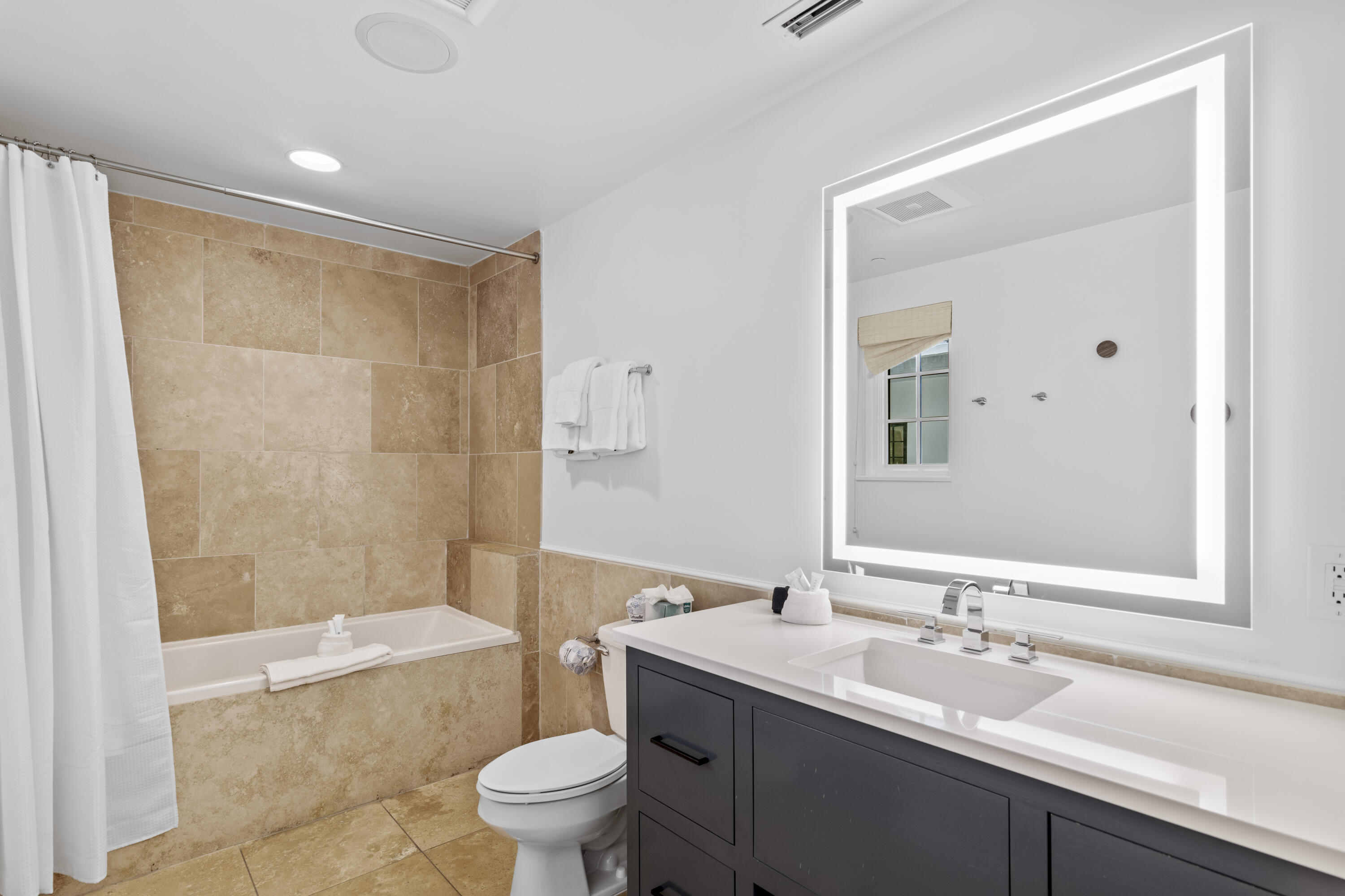 136 Georgetown Avenue, 2A-4