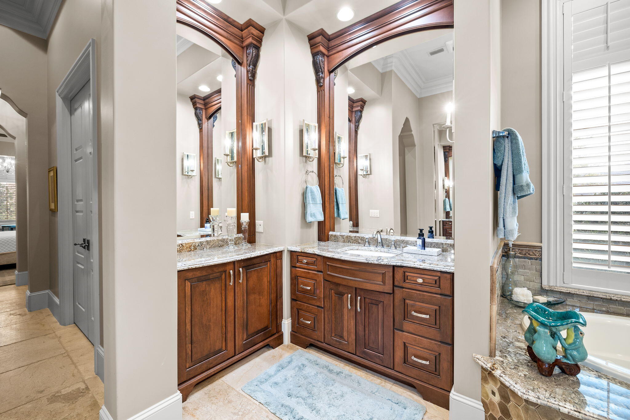 3203 Bay Estates Circle