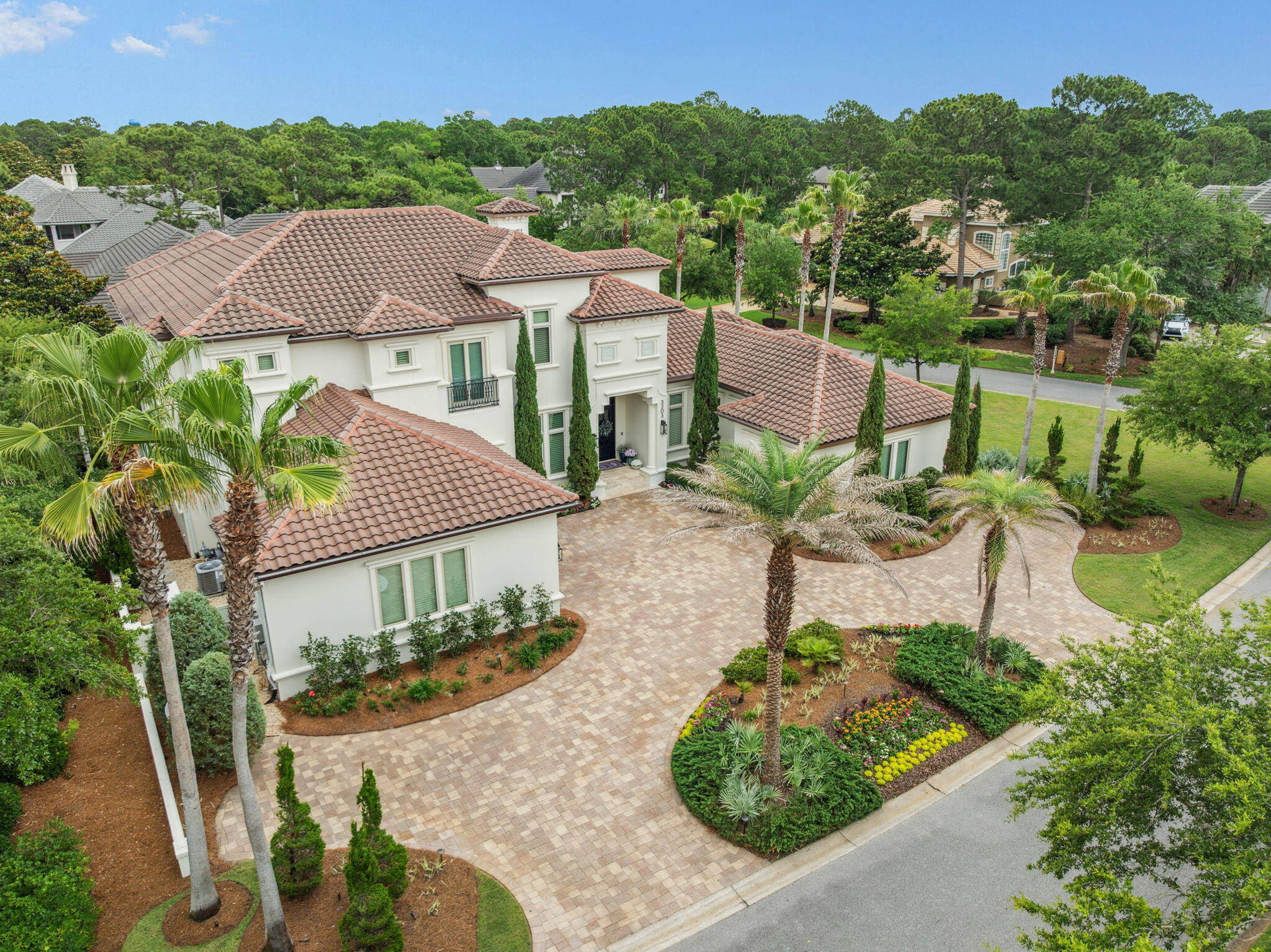 3203 Bay Estates Circle