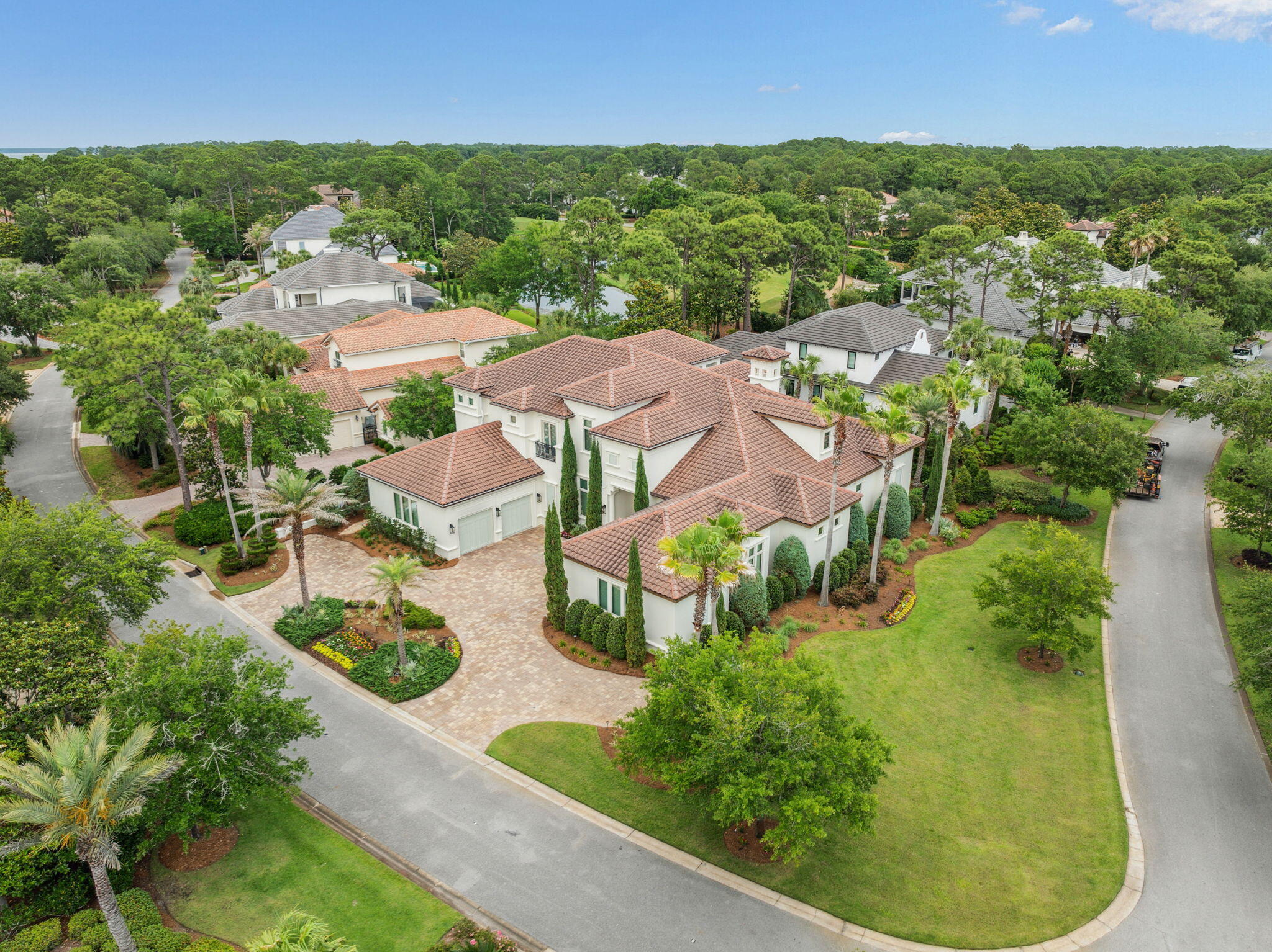 3203 Bay Estates Circle