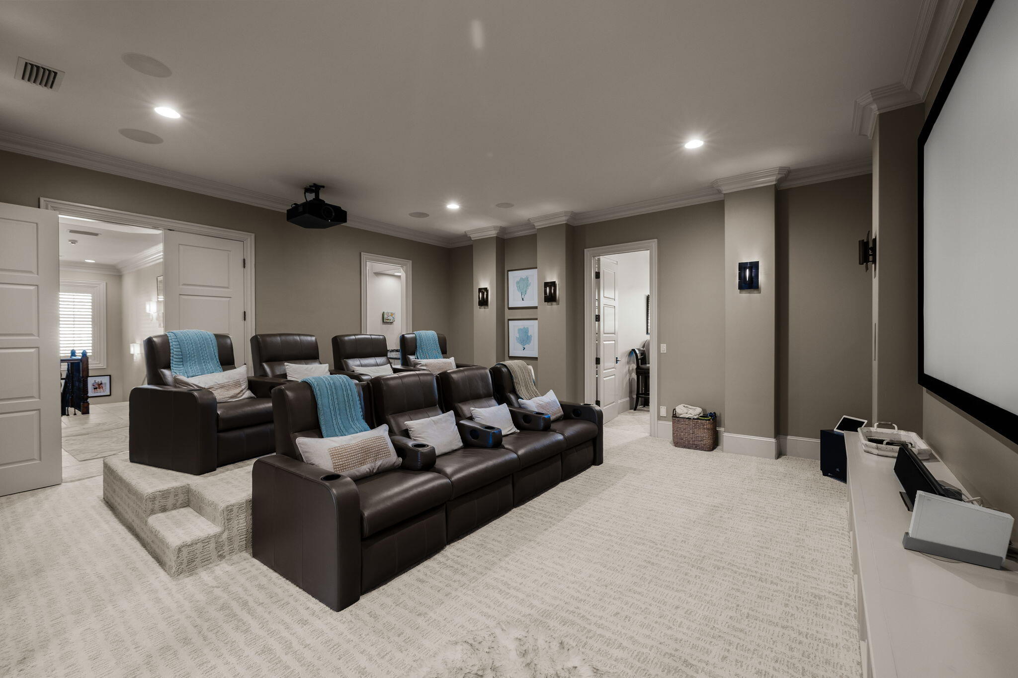 3203 Bay Estates Circle