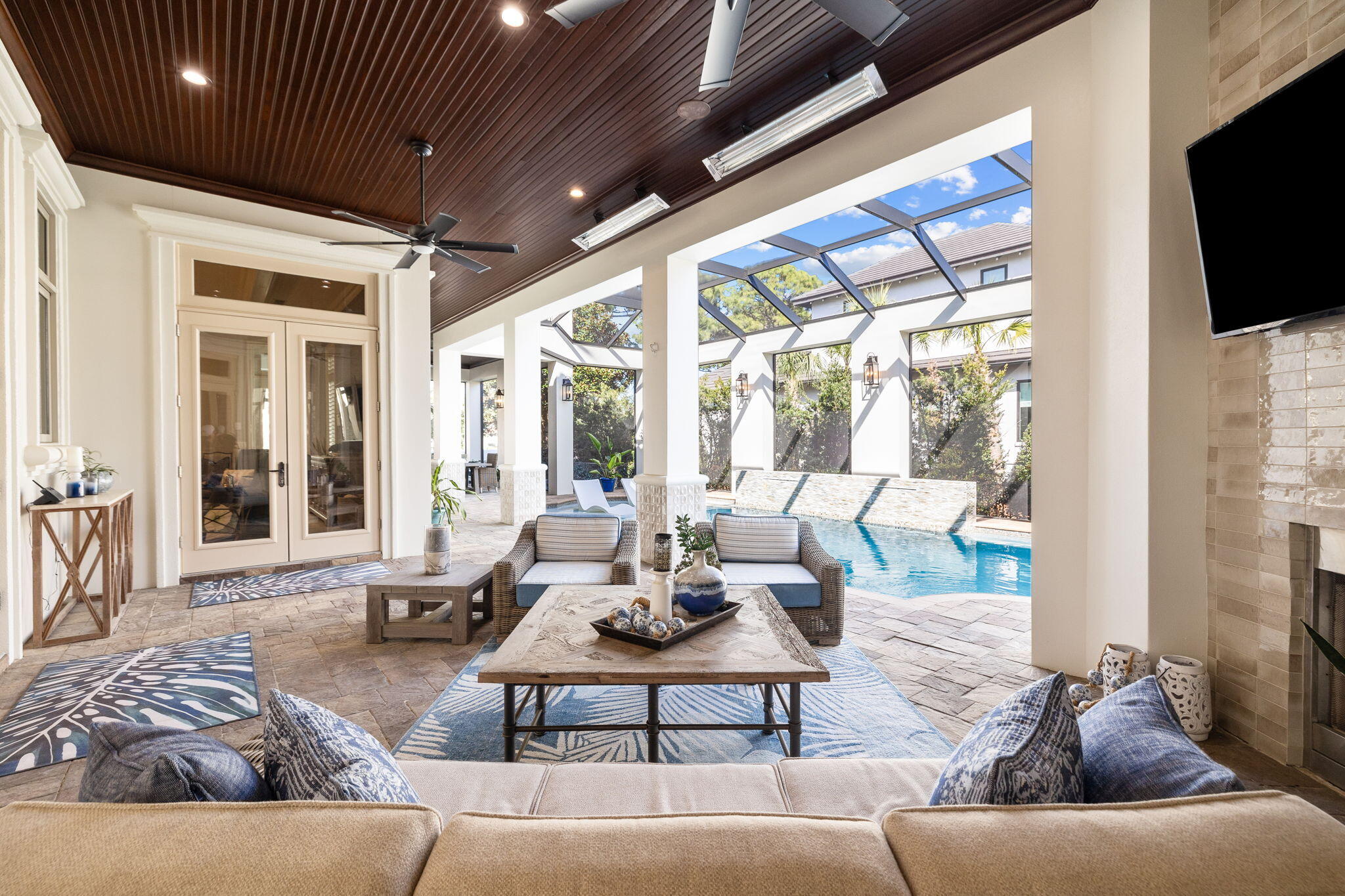 3203 Bay Estates Circle