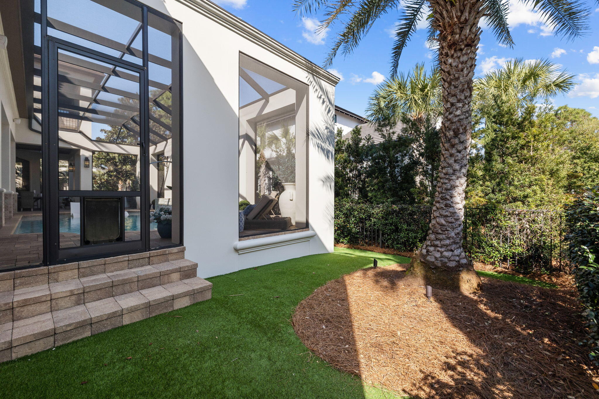 3203 Bay Estates Circle