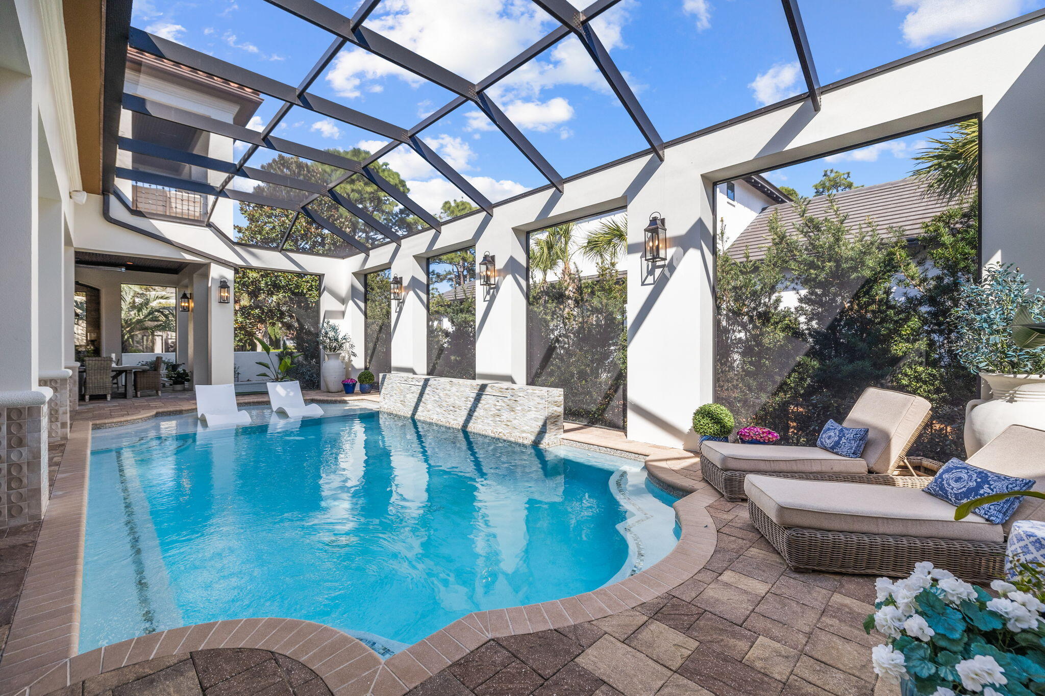 3203 Bay Estates Circle
