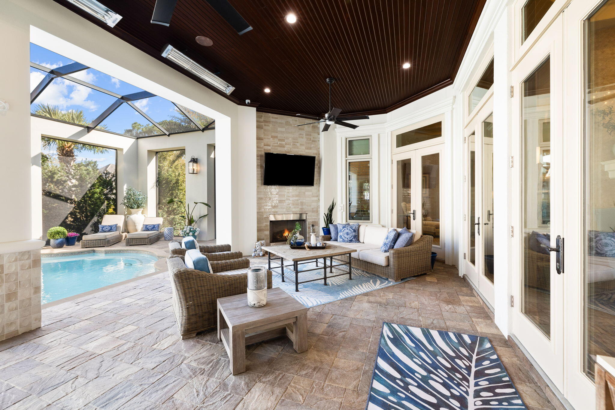 3203 Bay Estates Circle