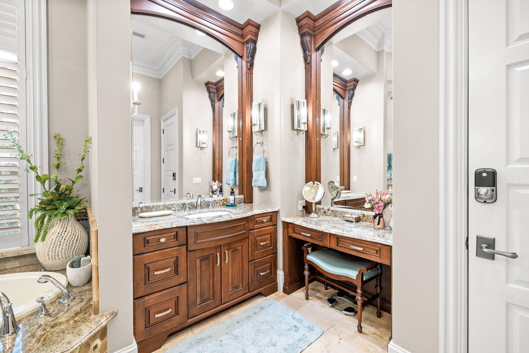 3203 Bay Estates Circle