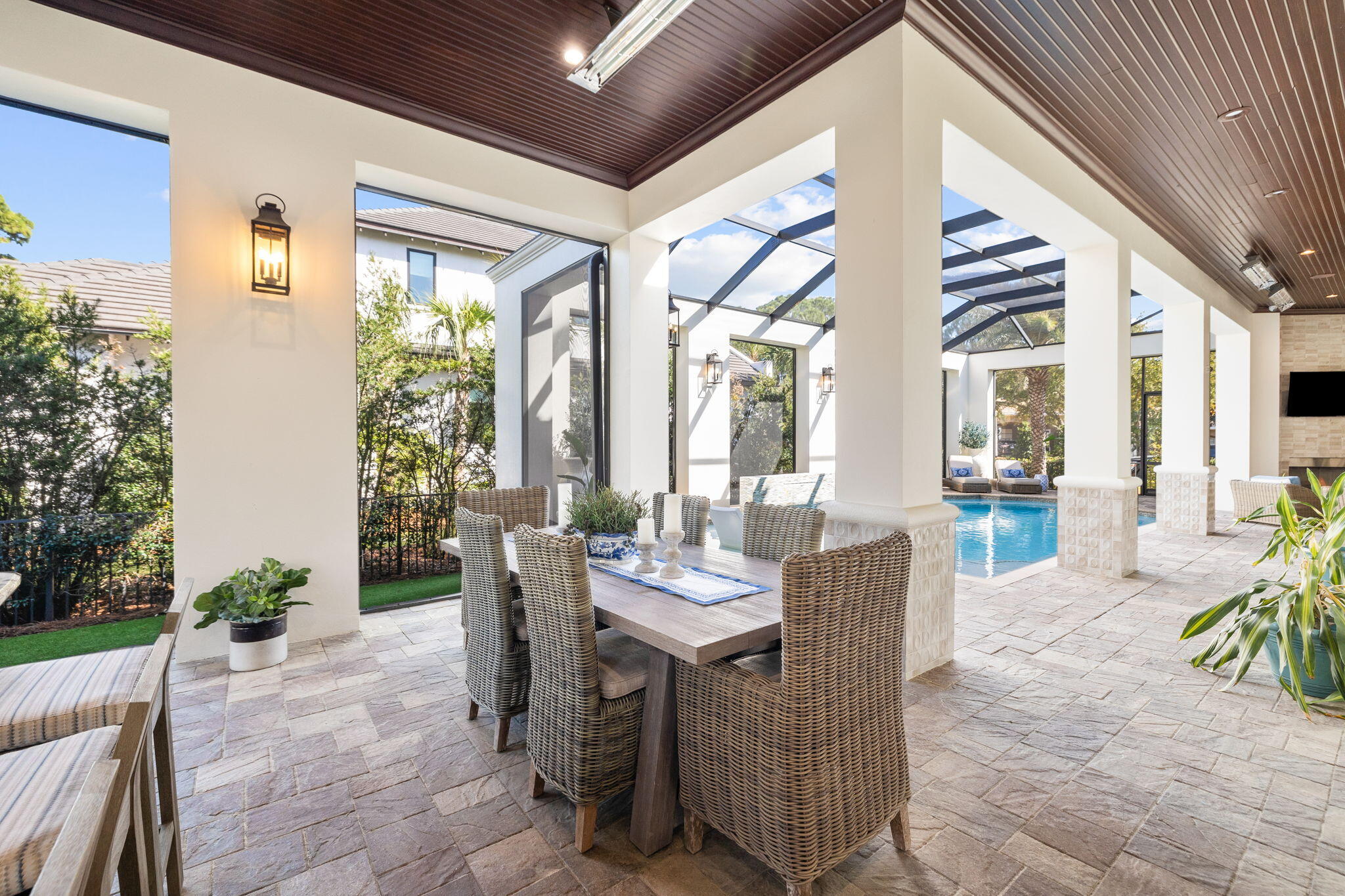 3203 Bay Estates Circle