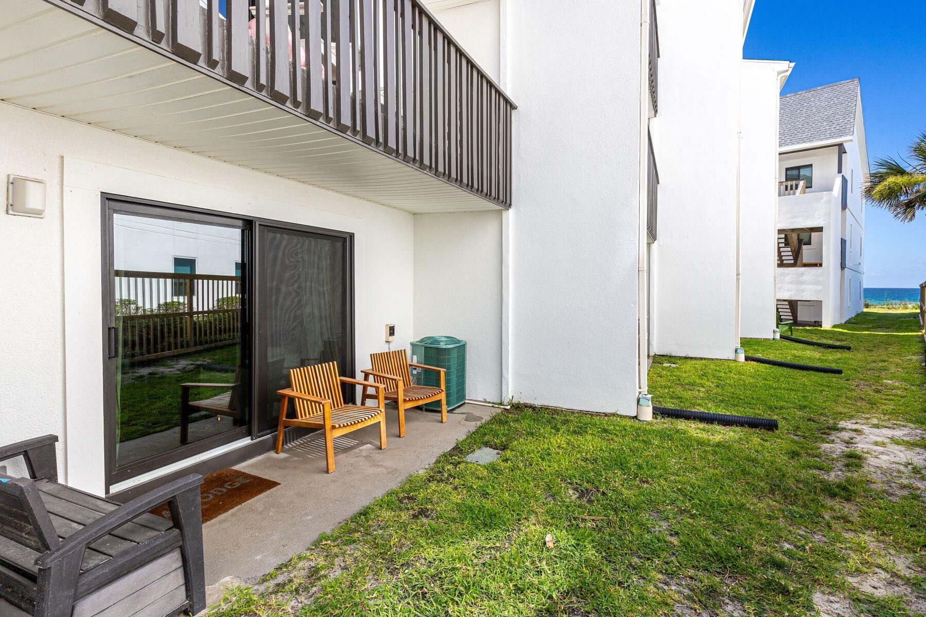 3692 E County Highway 30A, Unit 16