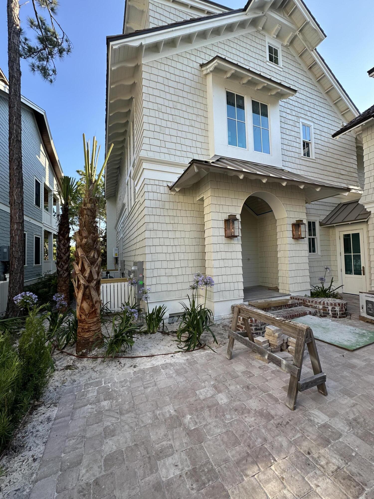 10 Yacht Pond Lane