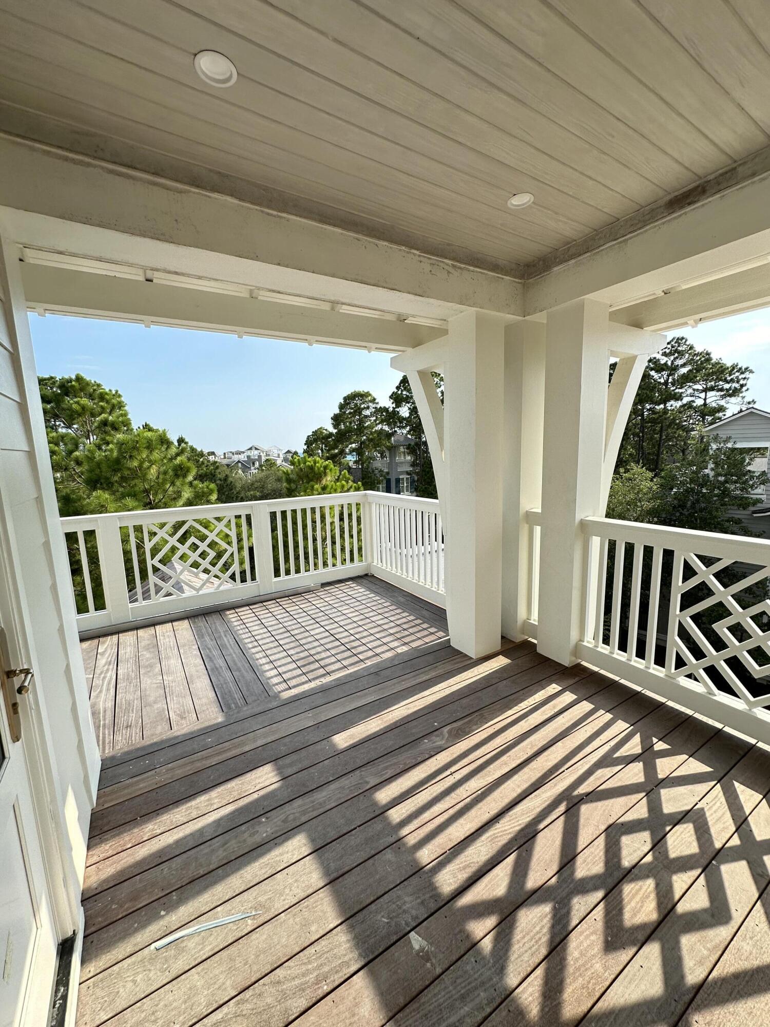 10 Yacht Pond Lane