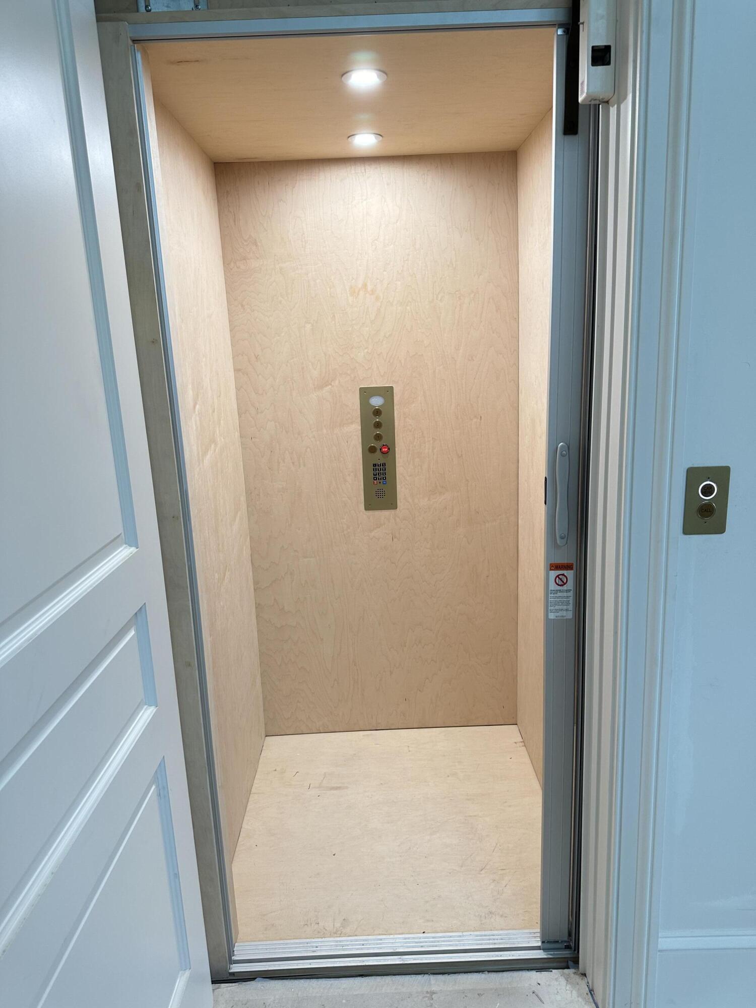 10 Yacht Pond Lane